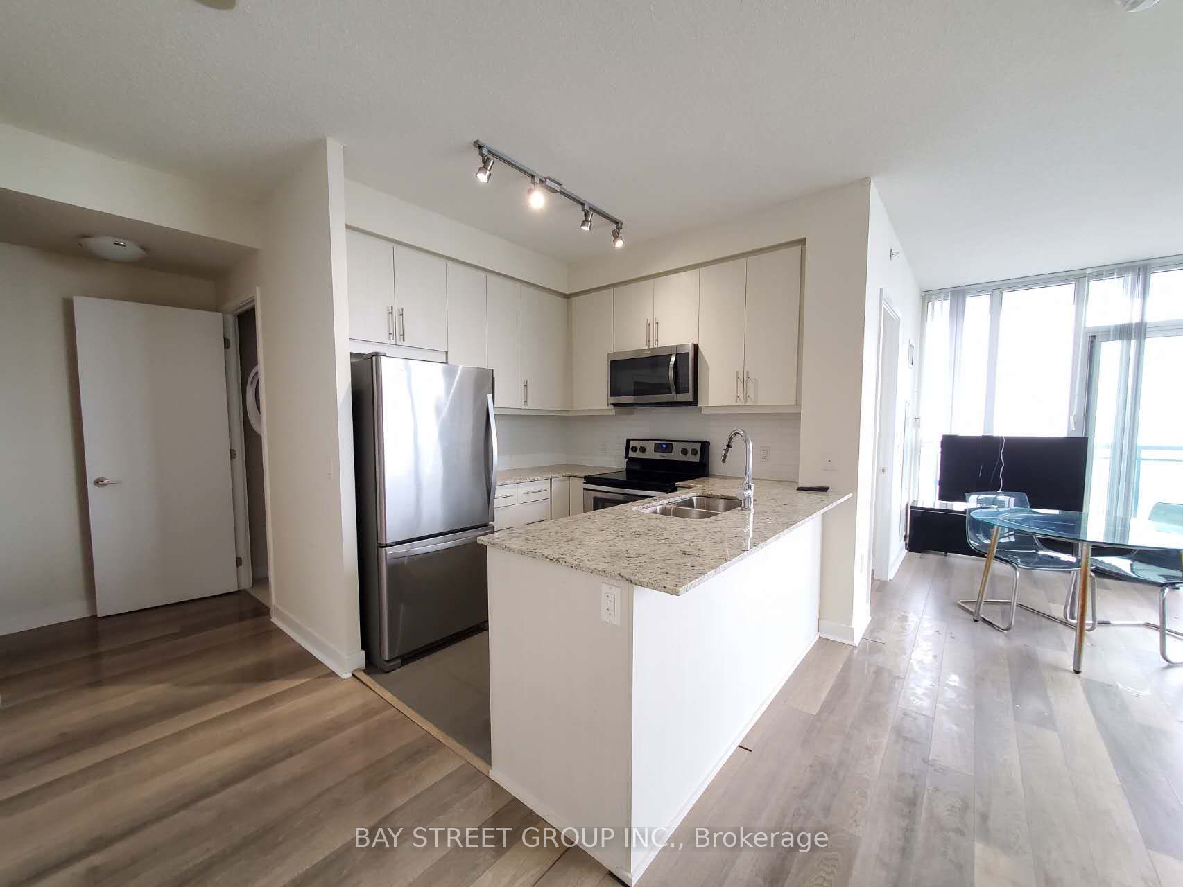 3975 Grand Park Drive 2307, Mississauga, ON L5B 0K4 photo 5