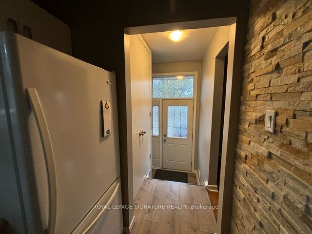 2551 Padstow Crescent UPPER, Mississauga, ON L5J 2G2 photo 2