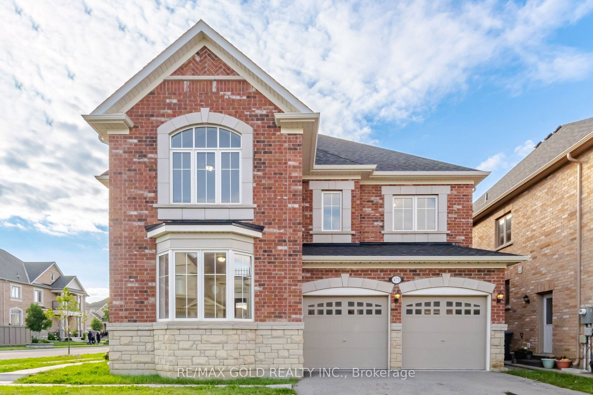 473 E Veterans Drive, Brampton, ON L7A 4Z5 photo 2