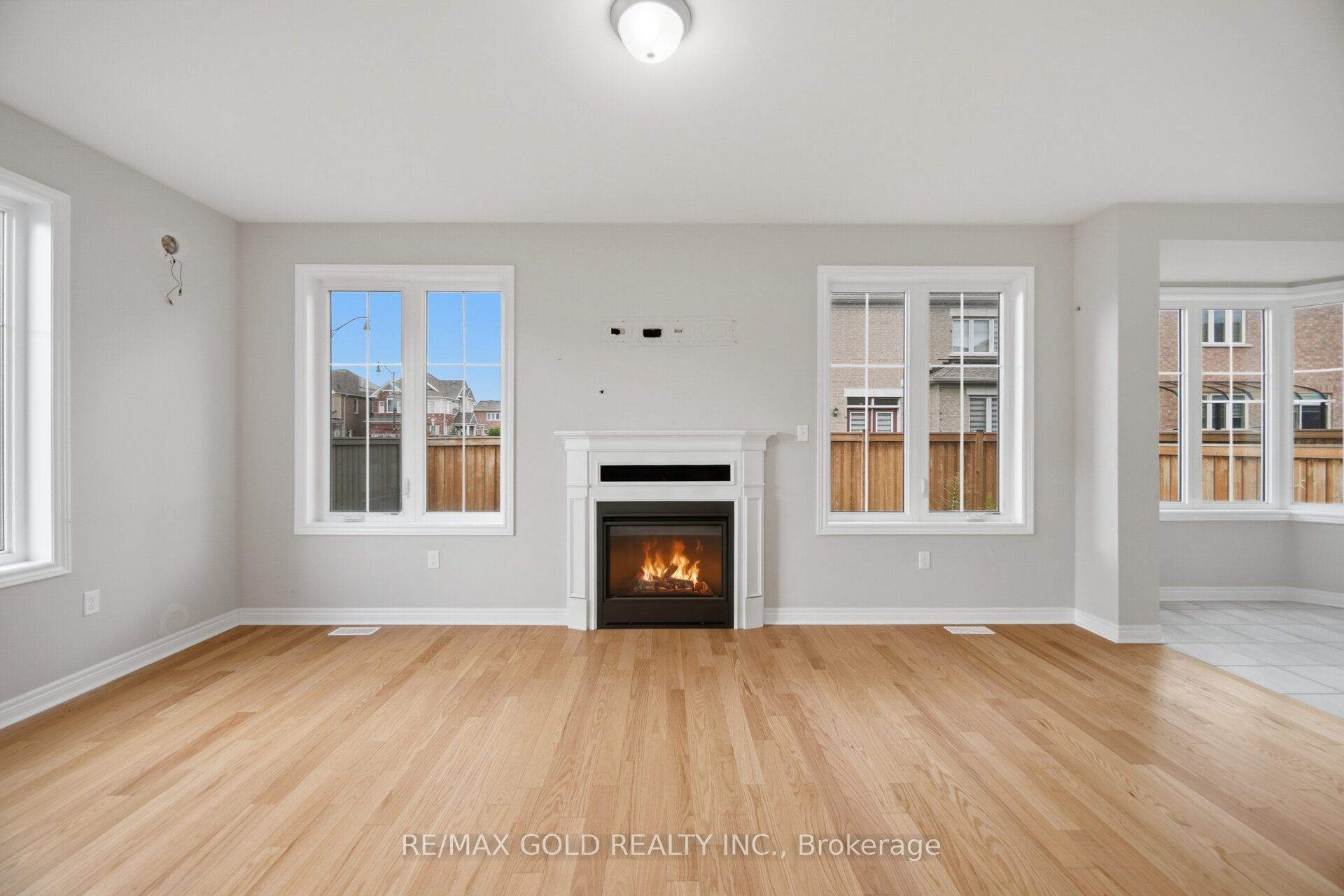 473 E Veterans Drive, Brampton, ON L7A 4Z5 photo 4