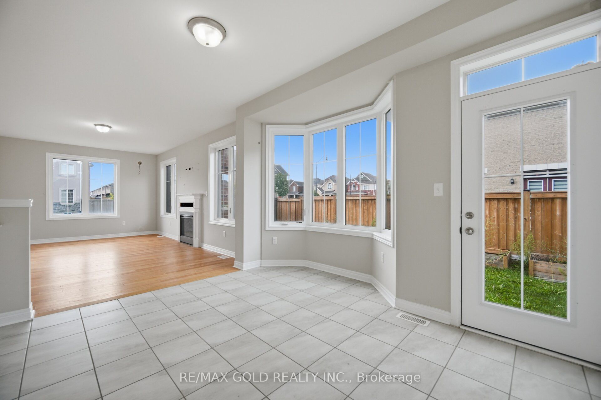 473 E Veterans Drive, Brampton, ON L7A 4Z5 photo 5