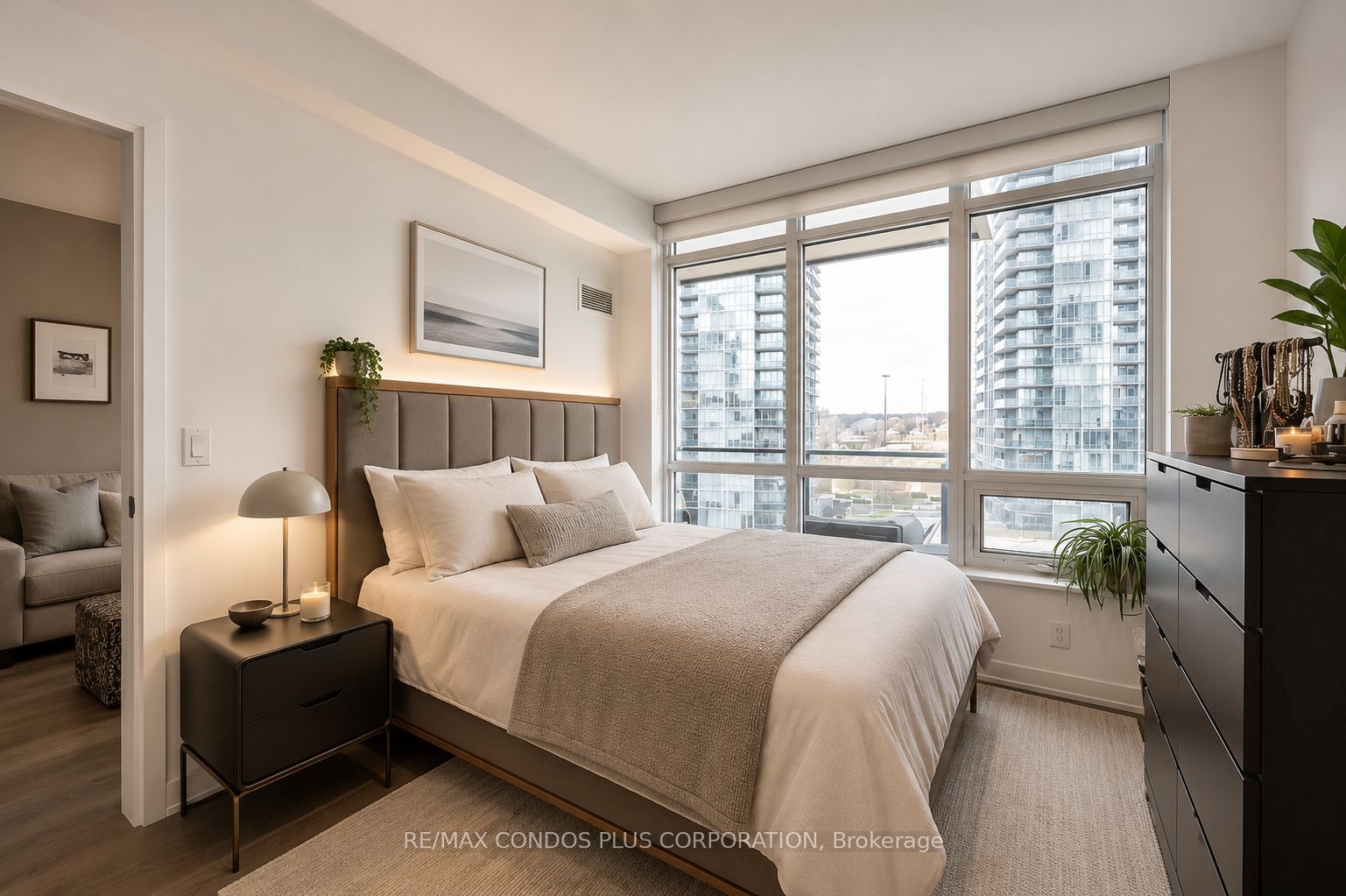 36 Park Lawn Road 707, Toronto, ON M8V 0E5 photo 4