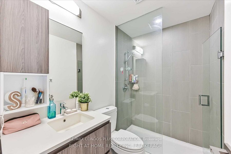 36 Park Lawn Road 707, Toronto, ON M8V 0E5 photo 5