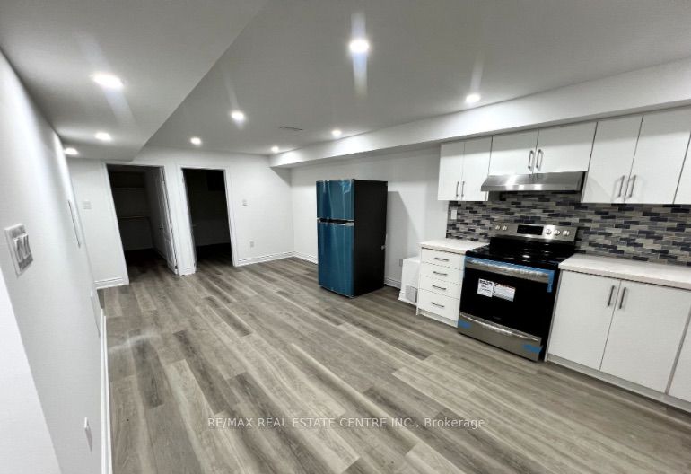 20 Quinton Ridge Basement Unit, Brampton, ON L6Y 6J4 photo 2