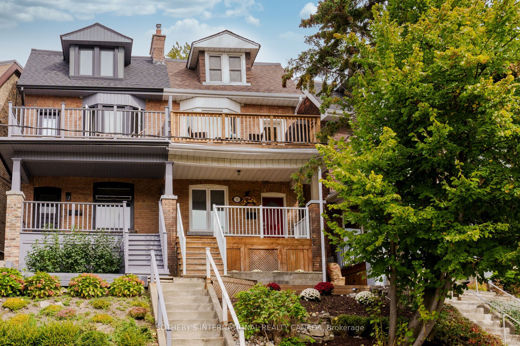15 Indian Road Crescent Bsmt, Toronto, ON M6P 2E9
