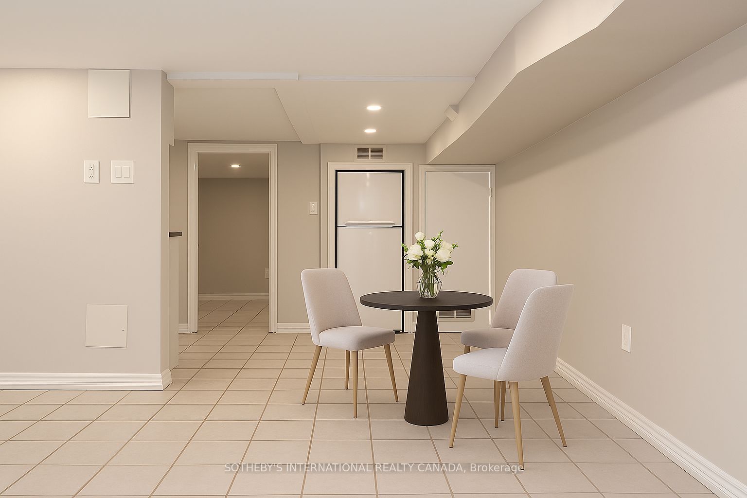 15 Indian Road Crescent Bsmt, Toronto, ON M6P 2E9 photo 4