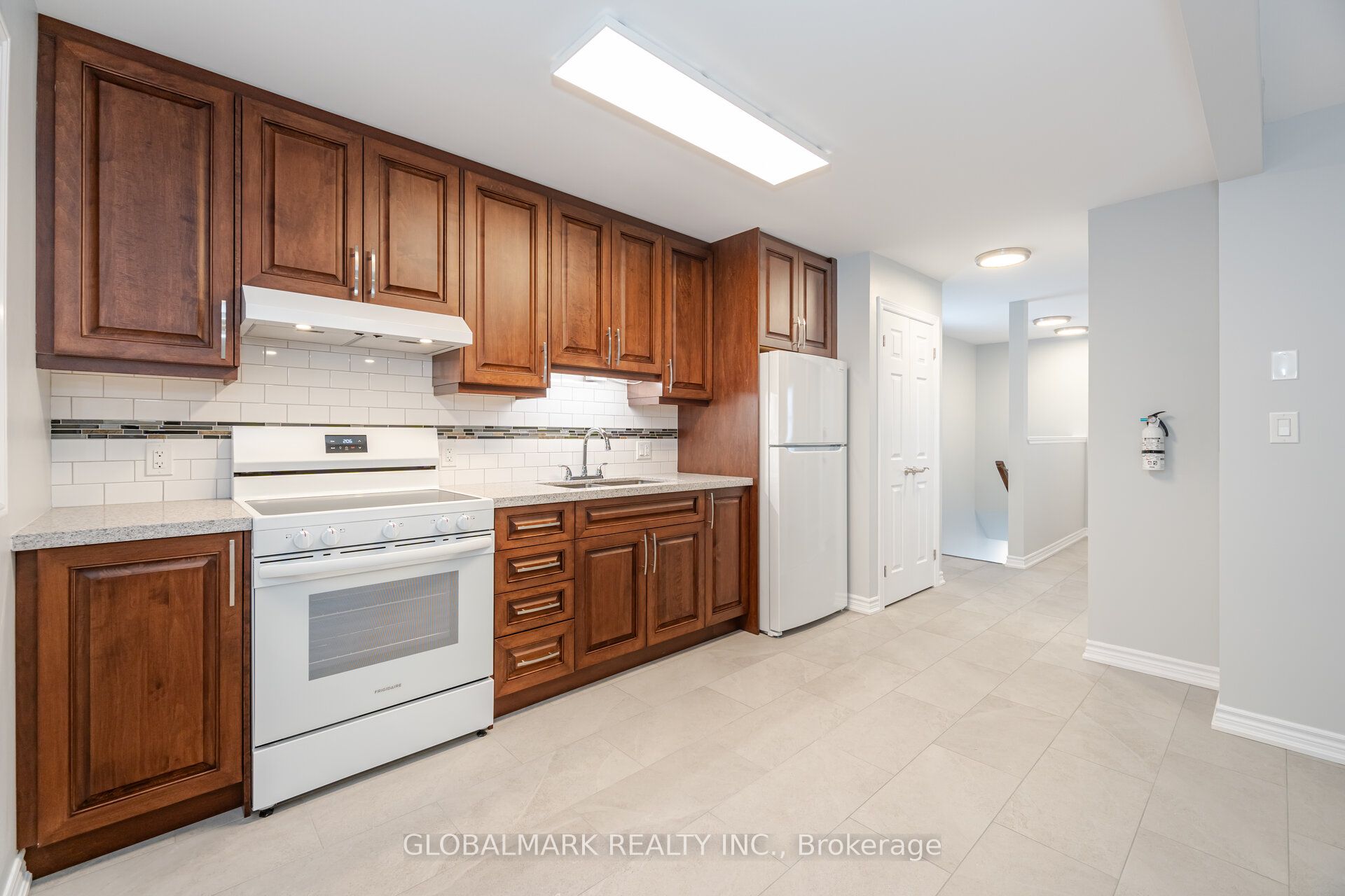 1382 Weston Road, Toronto, ON M6M 4R8 photo 4