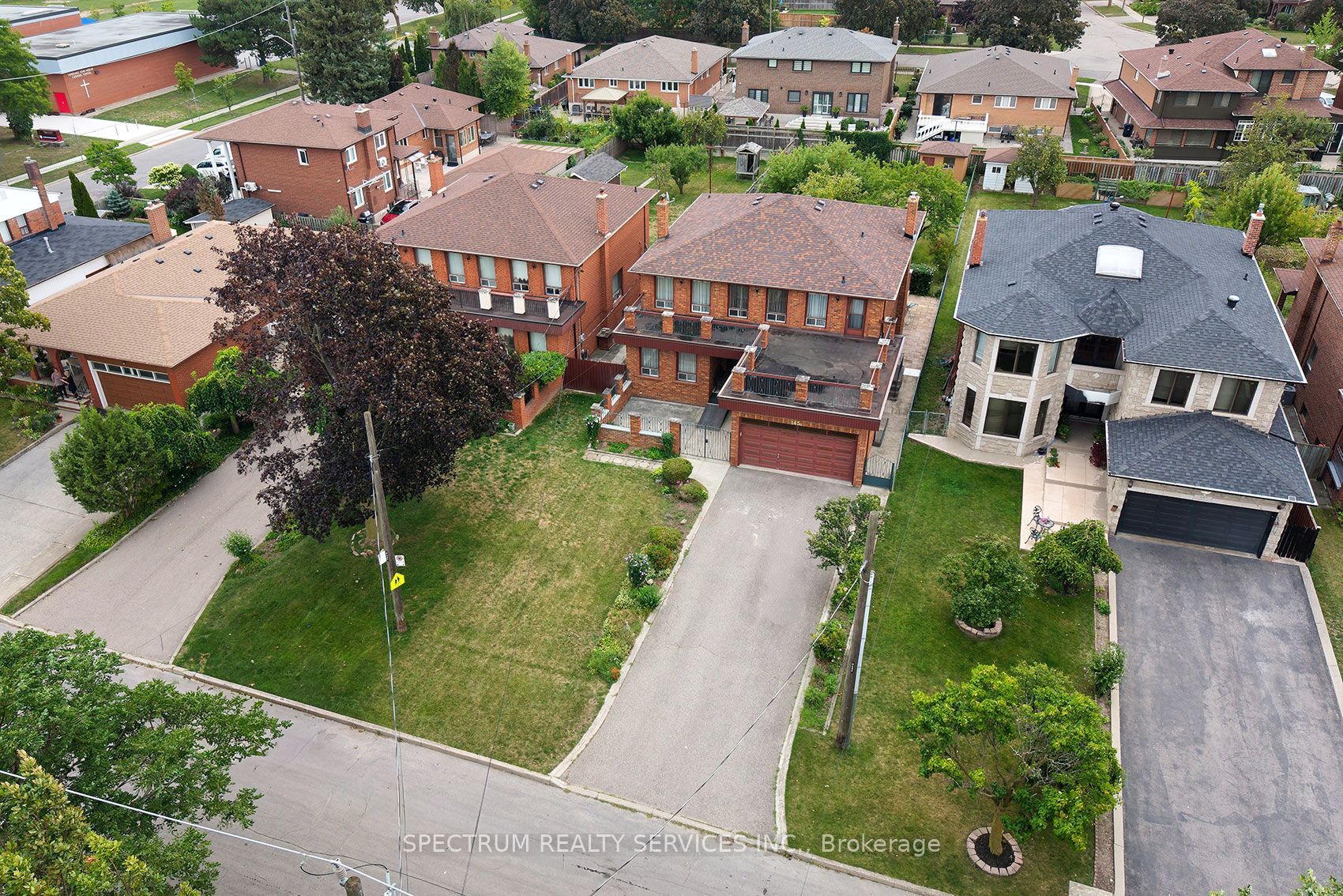 145A Whitfield Avenue, Toronto, ON M9L 1H2 photo 4