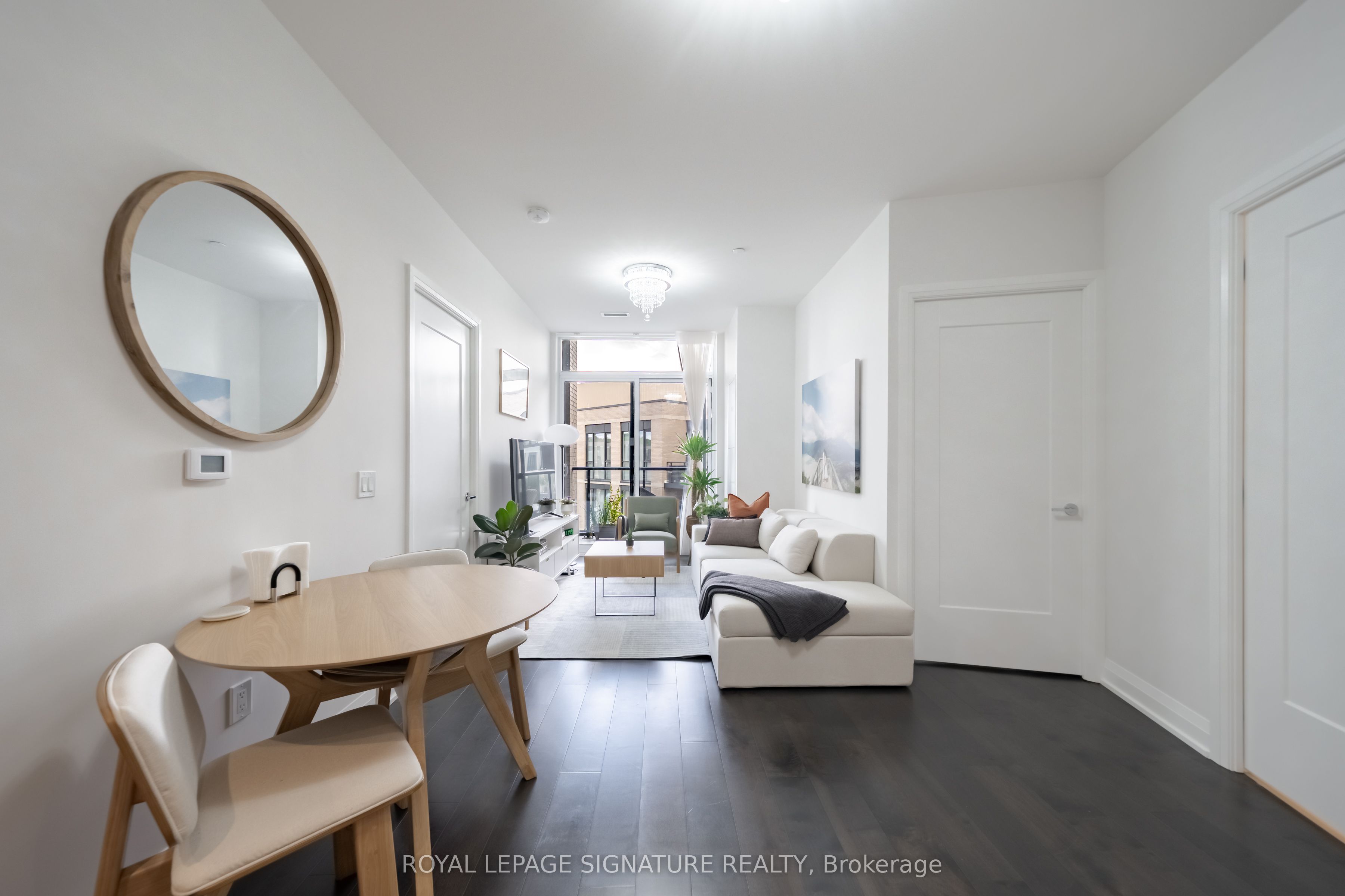 293 The Kingsway 621, Toronto, ON M9A 0E8 photo 5