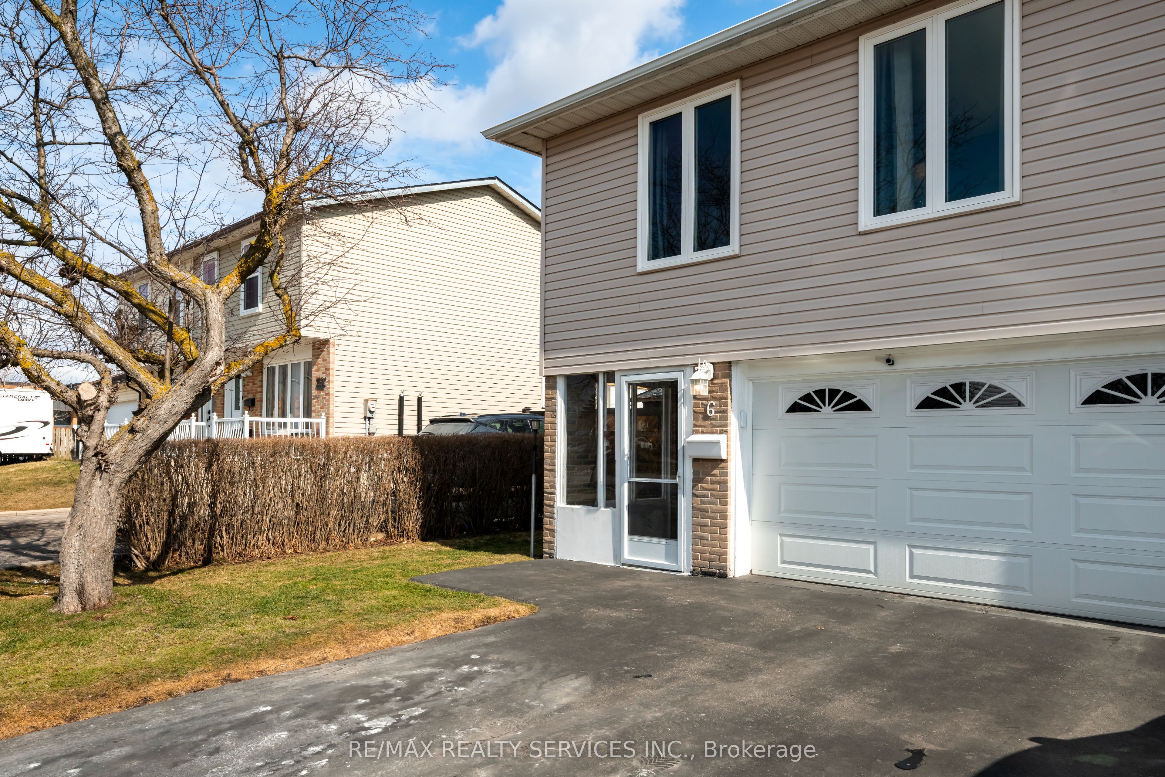 6 Glenridge Road, Brampton, ON L6S 1N3 photo 3