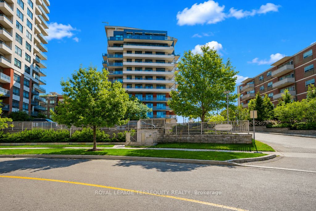 35 Fontenay Court 202, Toronto, ON M9A 0E2 photo 3
