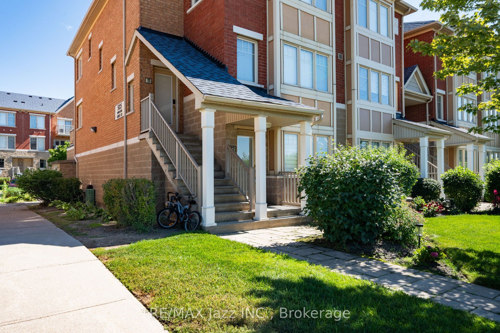5025 Ninth Line 12, Mississauga, ON L5M 0E9 photo 2