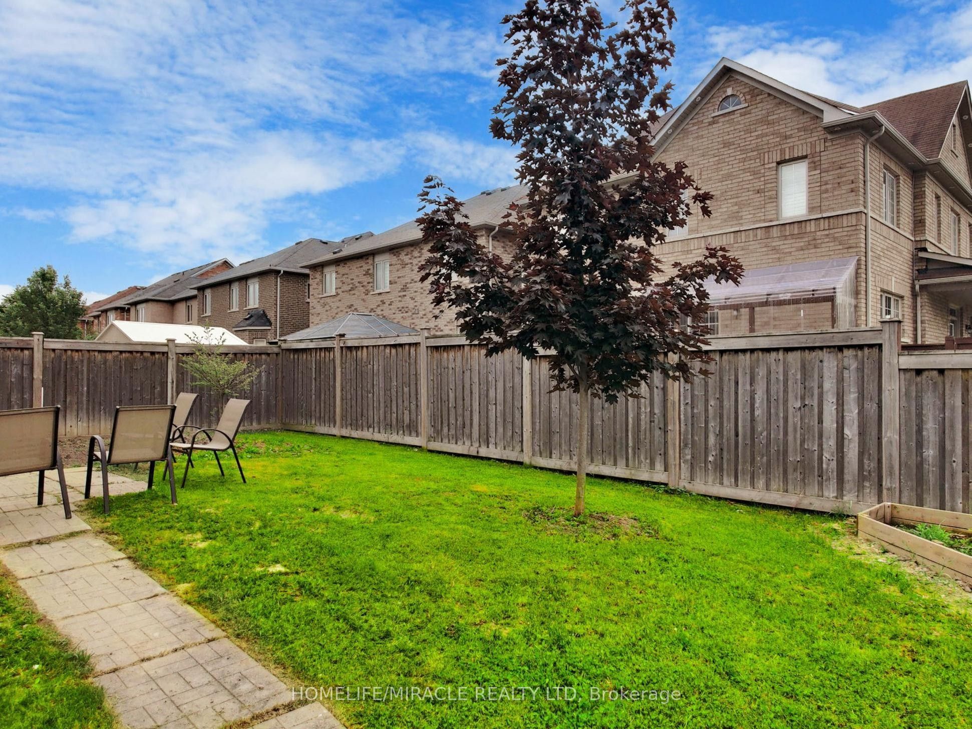 63 Sleightholme Crescent Upper, Brampton, ON L6P 3E7 photo 2