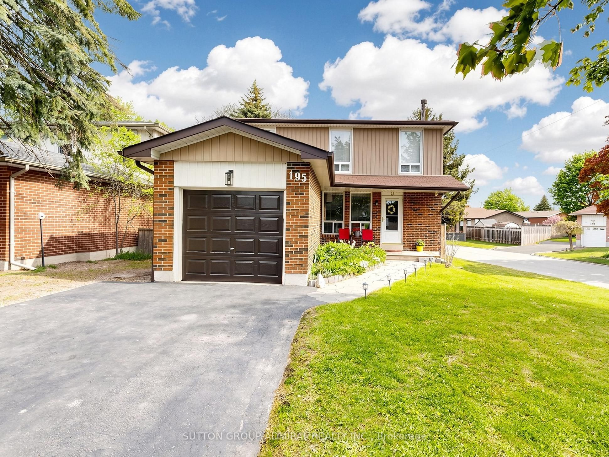 195 Ridge Road, Caledon, ON L7E 4V8