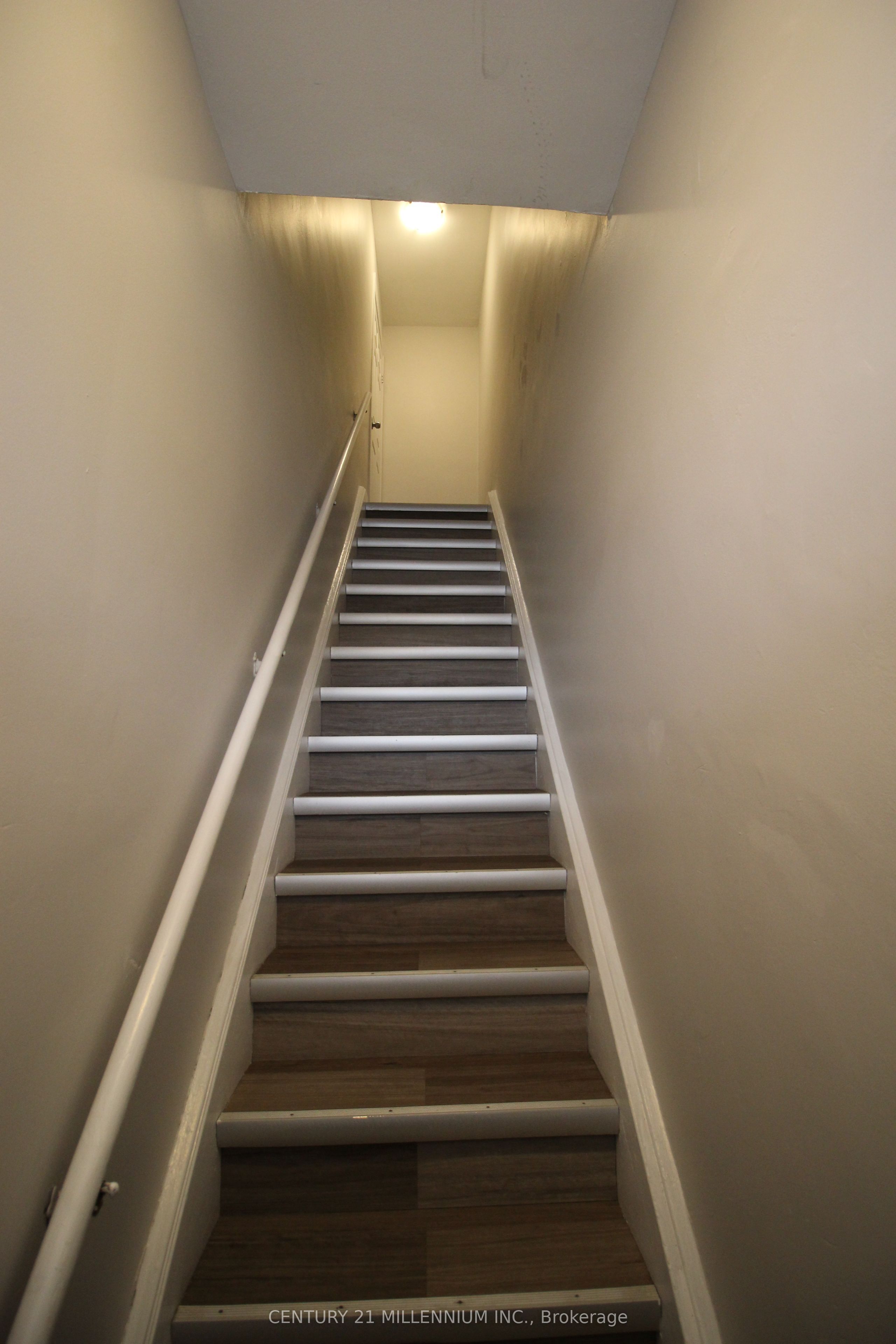 2991 Islington Avenue Upper, Toronto, ON M9L 2K9 photo 2