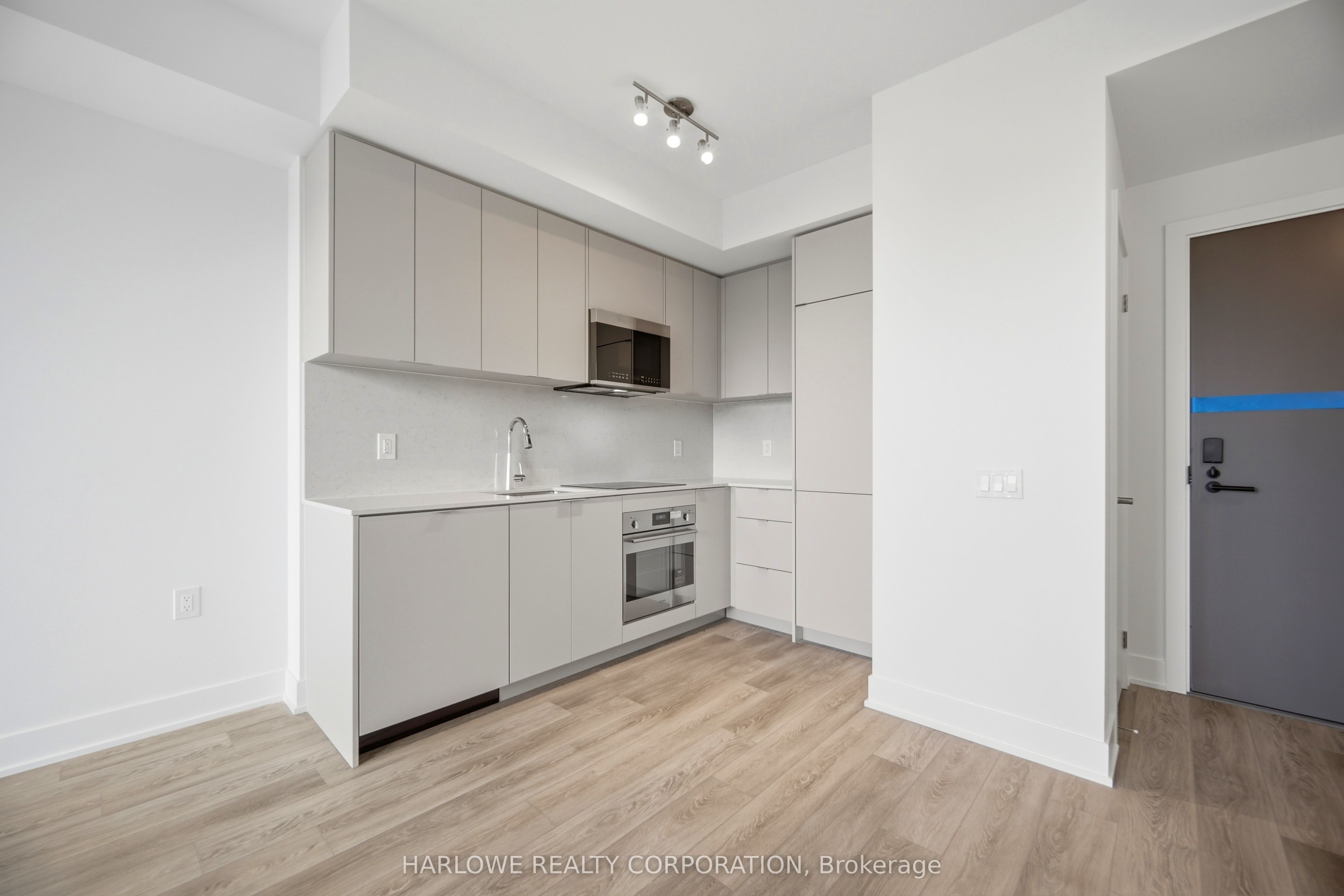 2088 James Street 511, Burlington, ON L7R 0H2