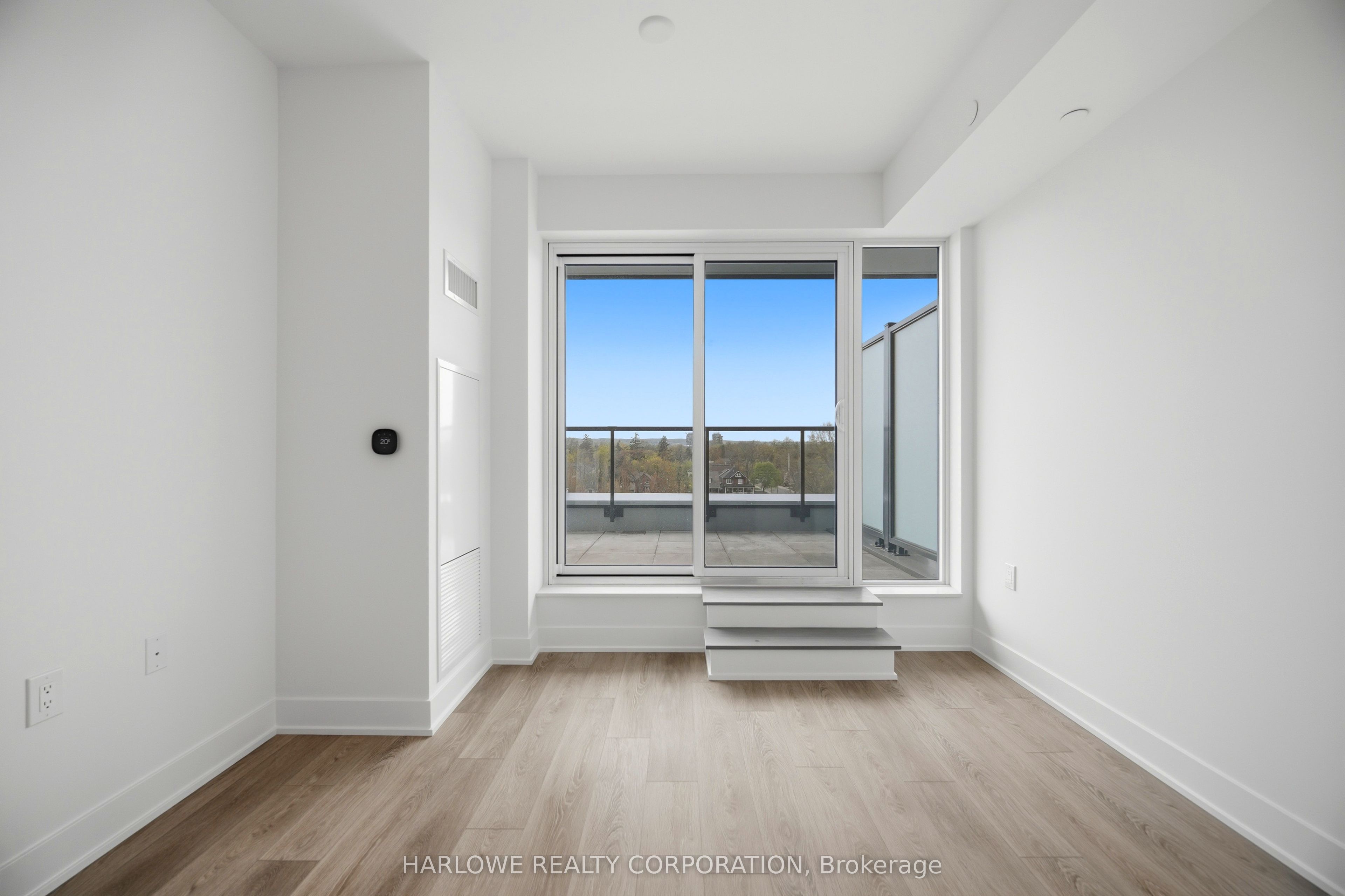 2088 James Street 511, Burlington, ON L7R 0H2 photo 3