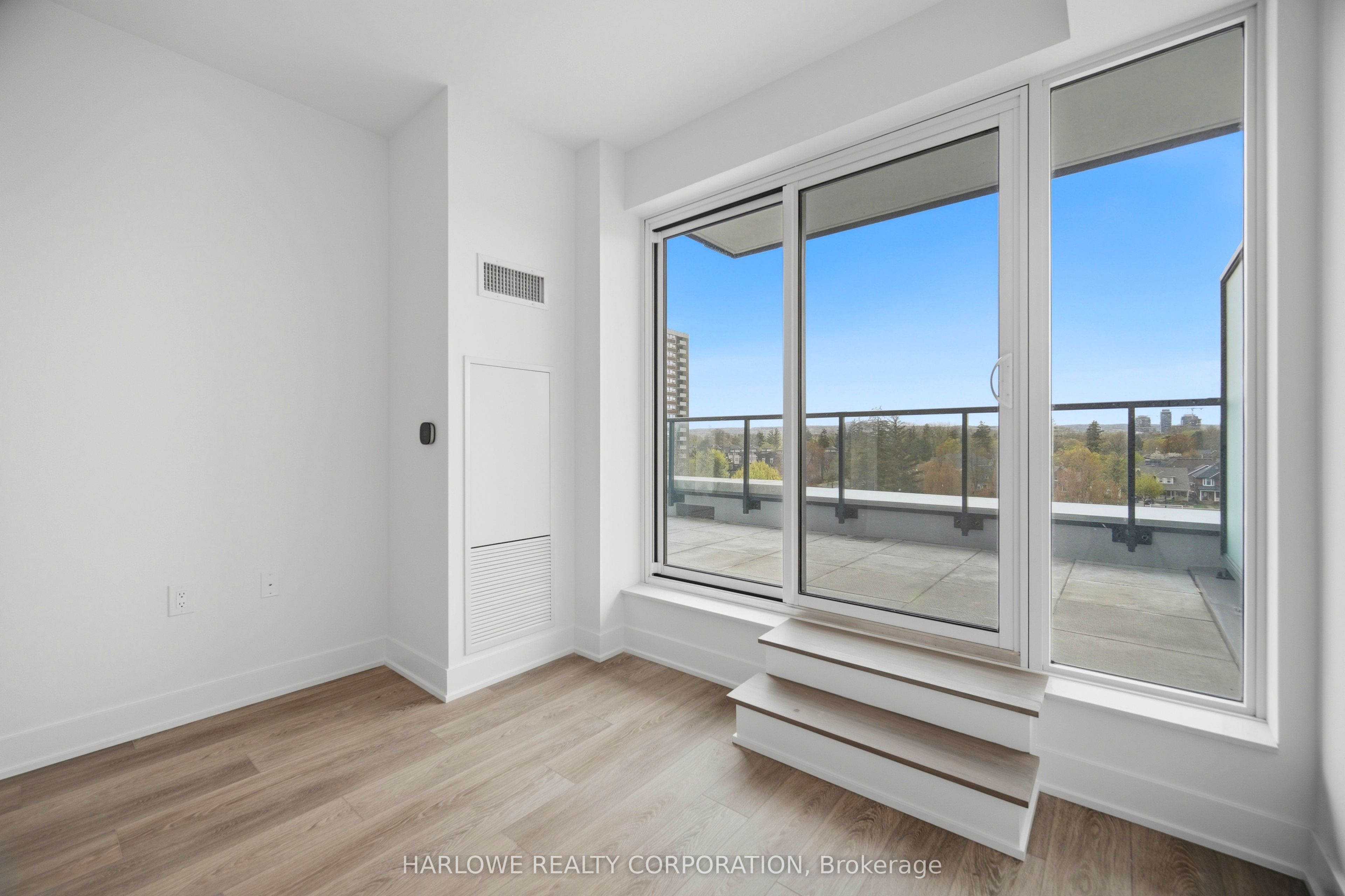 2088 James Street 511, Burlington, ON L7R 0H2 photo 4
