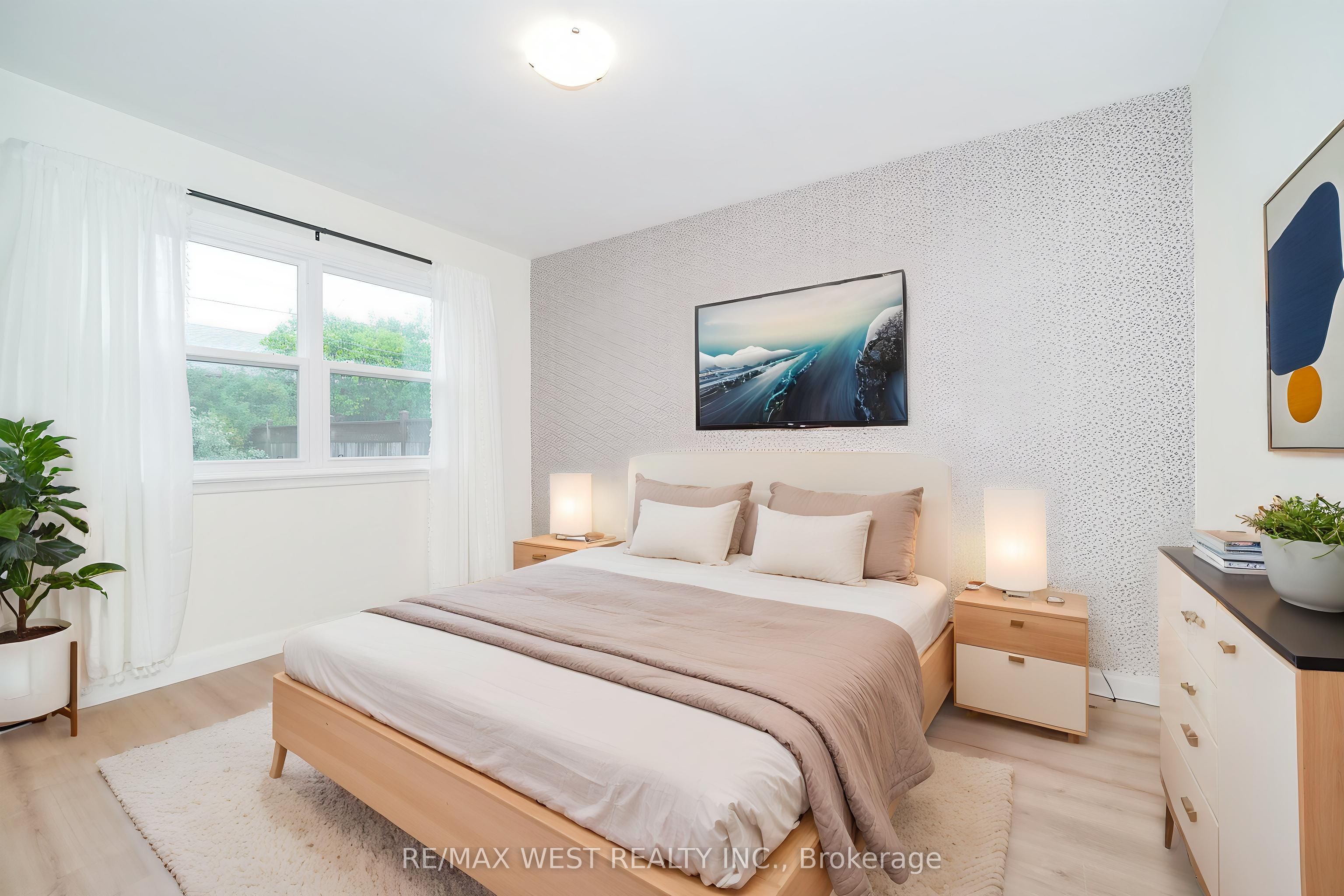 5 Cromarty Drive, Toronto, ON M9W 2R5 photo 5