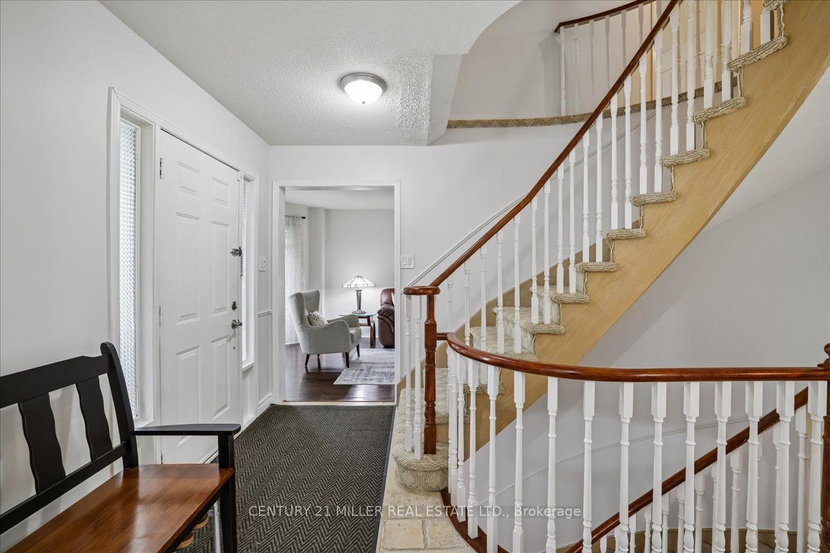 2120 Sixth Line, Oakville, ON L6H 3N1 photo 4