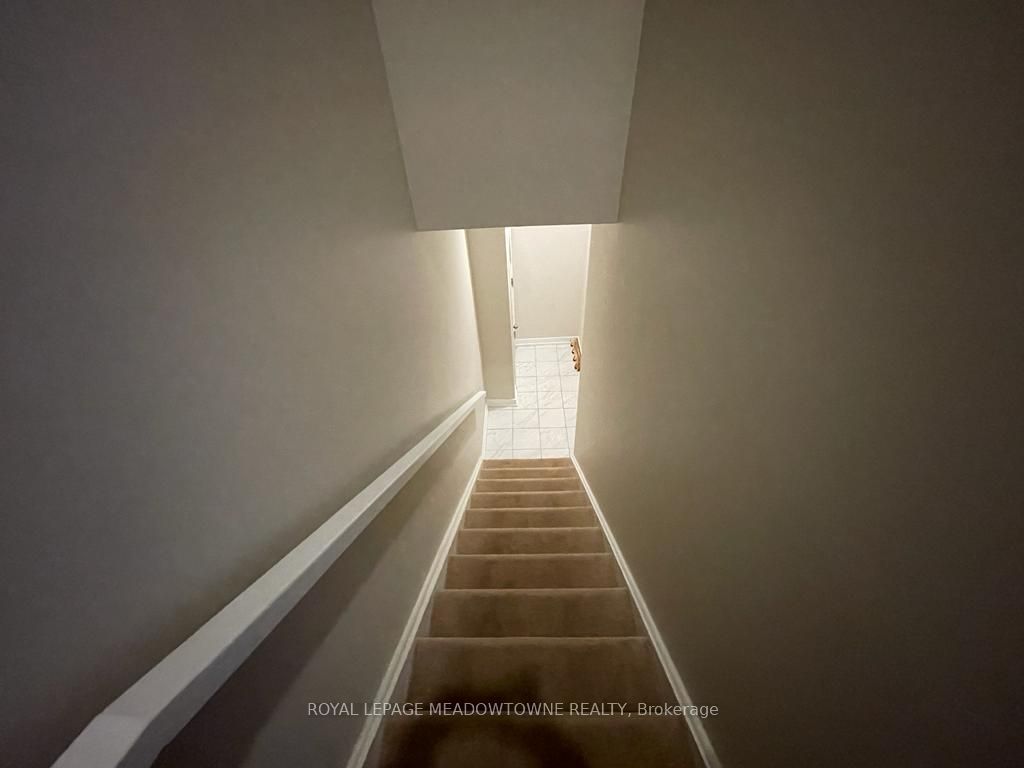 3058 Sixth Line 308, Oakville, ON L6M 1P8 photo 3