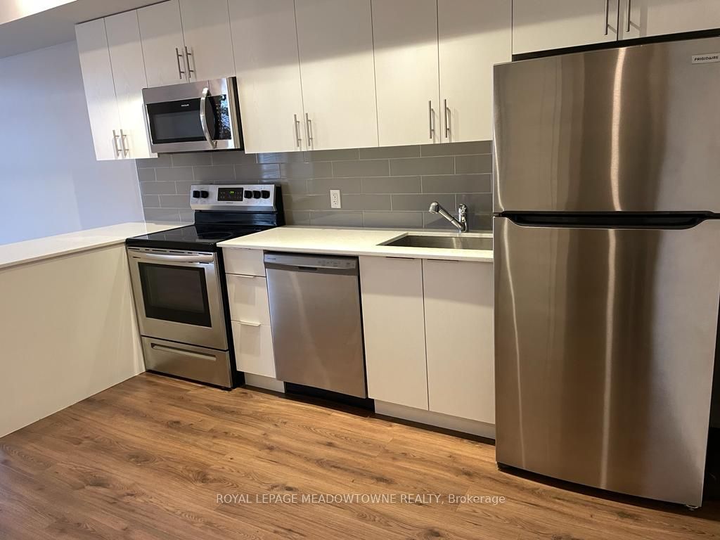 3058 Sixth Line 308, Oakville, ON L6M 1P8 photo 5