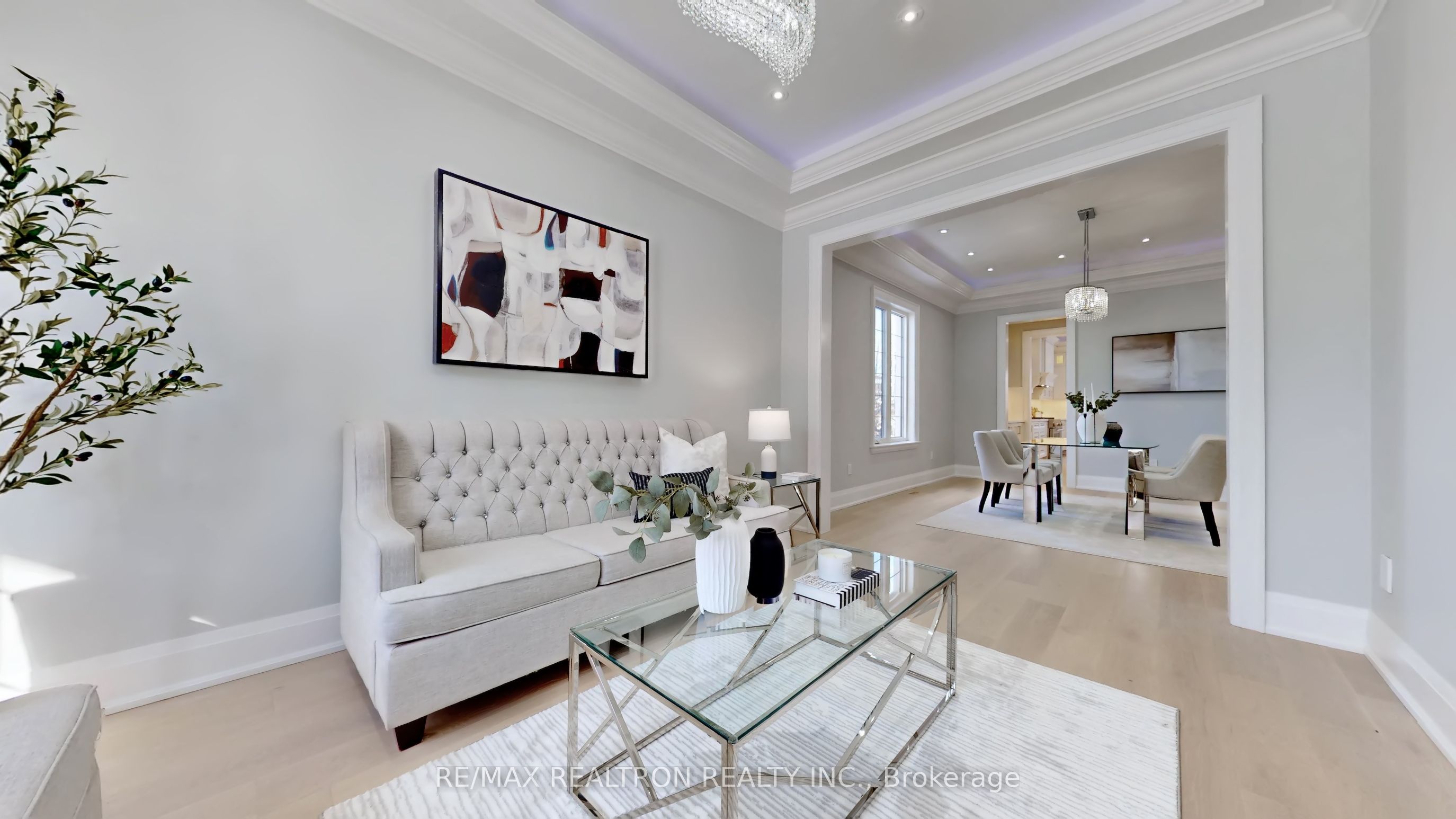 9 Roxaline Street, Toronto, ON M9P 2Y6 photo 5