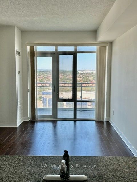 360 Square One Drive 1810, Mississauga, ON L5B 0G7 photo 3