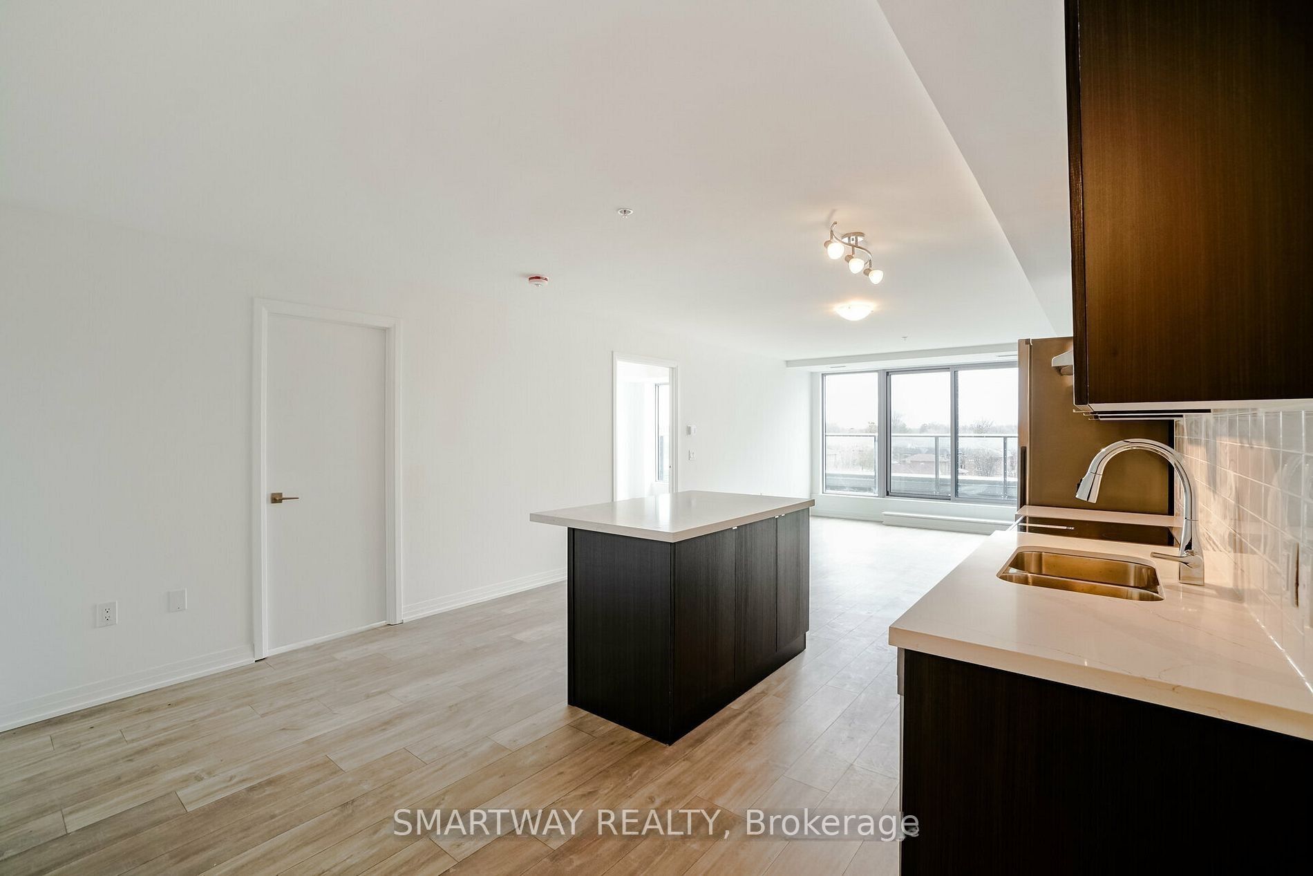 408 Browns Line 414, Toronto, ON M8W 0C8 photo 5