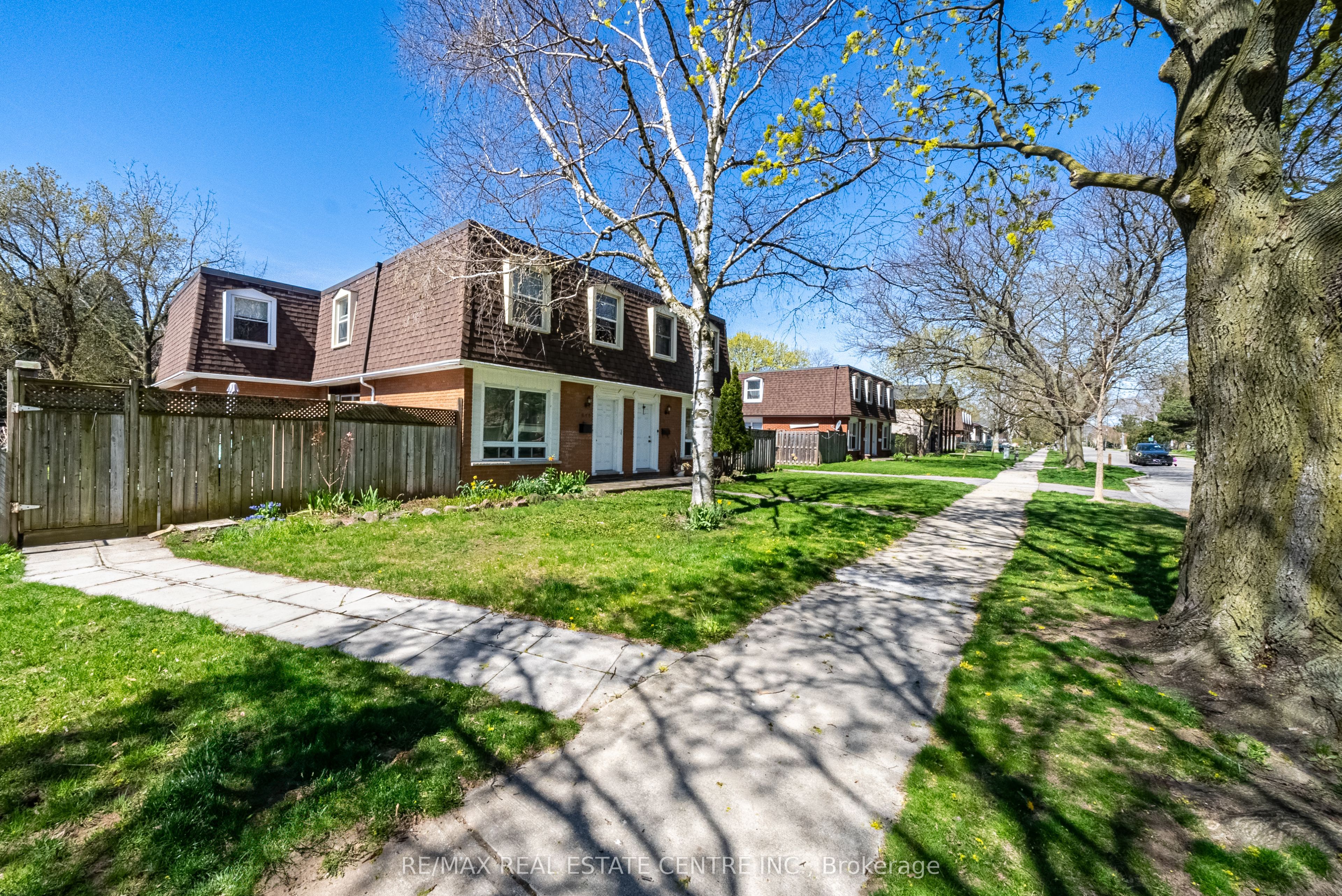 648-654 Francis Road S, Burlington, ON L7T 3X7 photo 5