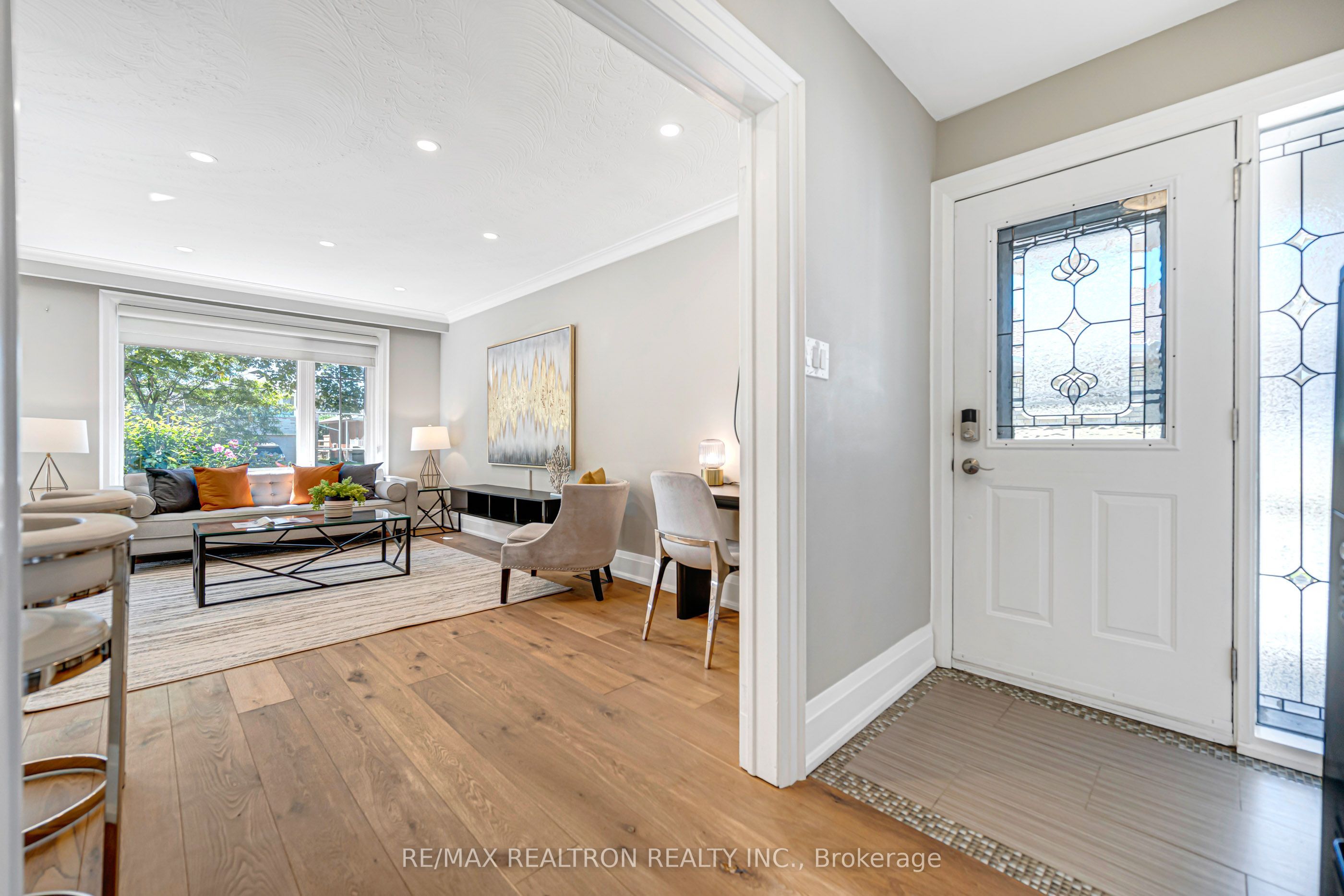 44 Fenley Drive, Toronto, ON M9R 1M6 photo 3