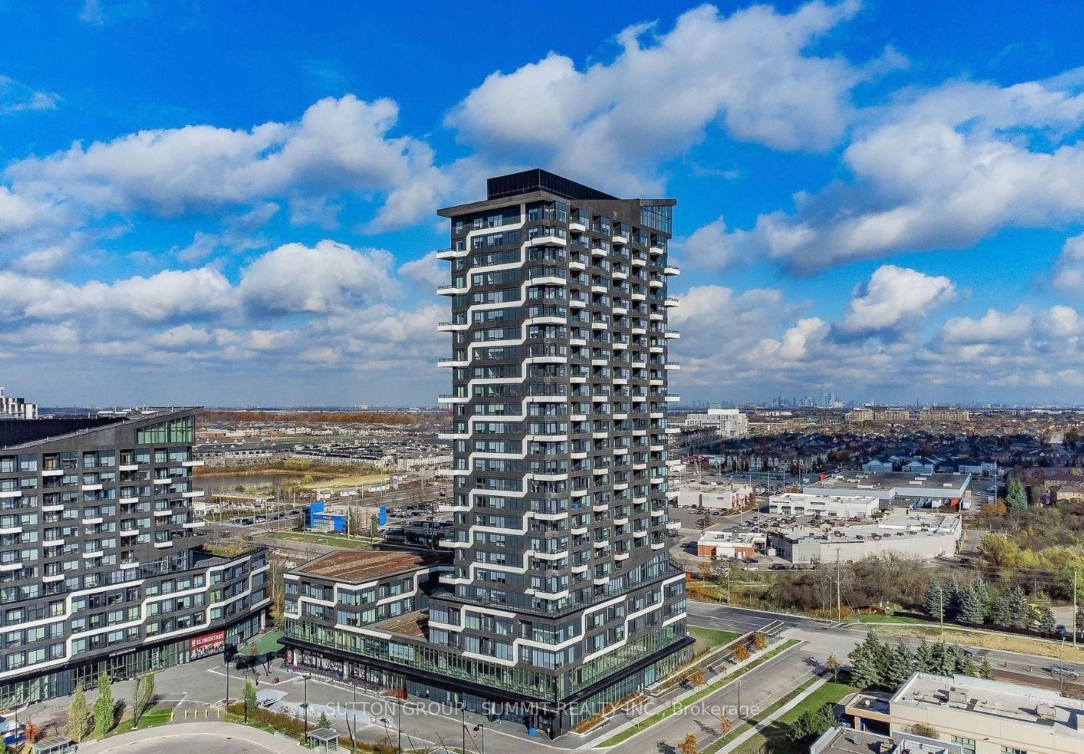 297 oak walk Way 313, Oakville, ON L6H 6Z3