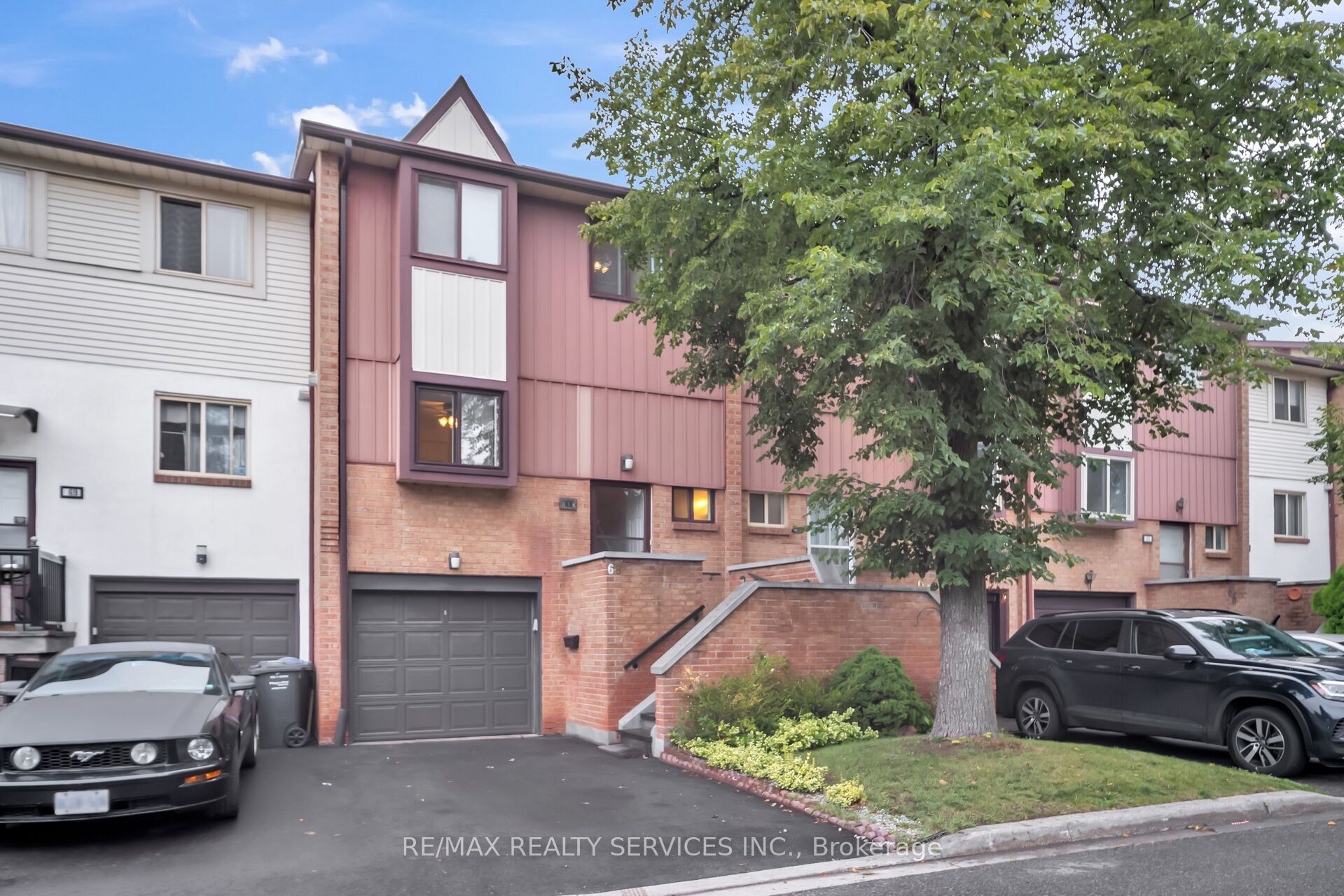 68 Baronwood Court 68, Brampton, ON L6V 3H7 photo 3