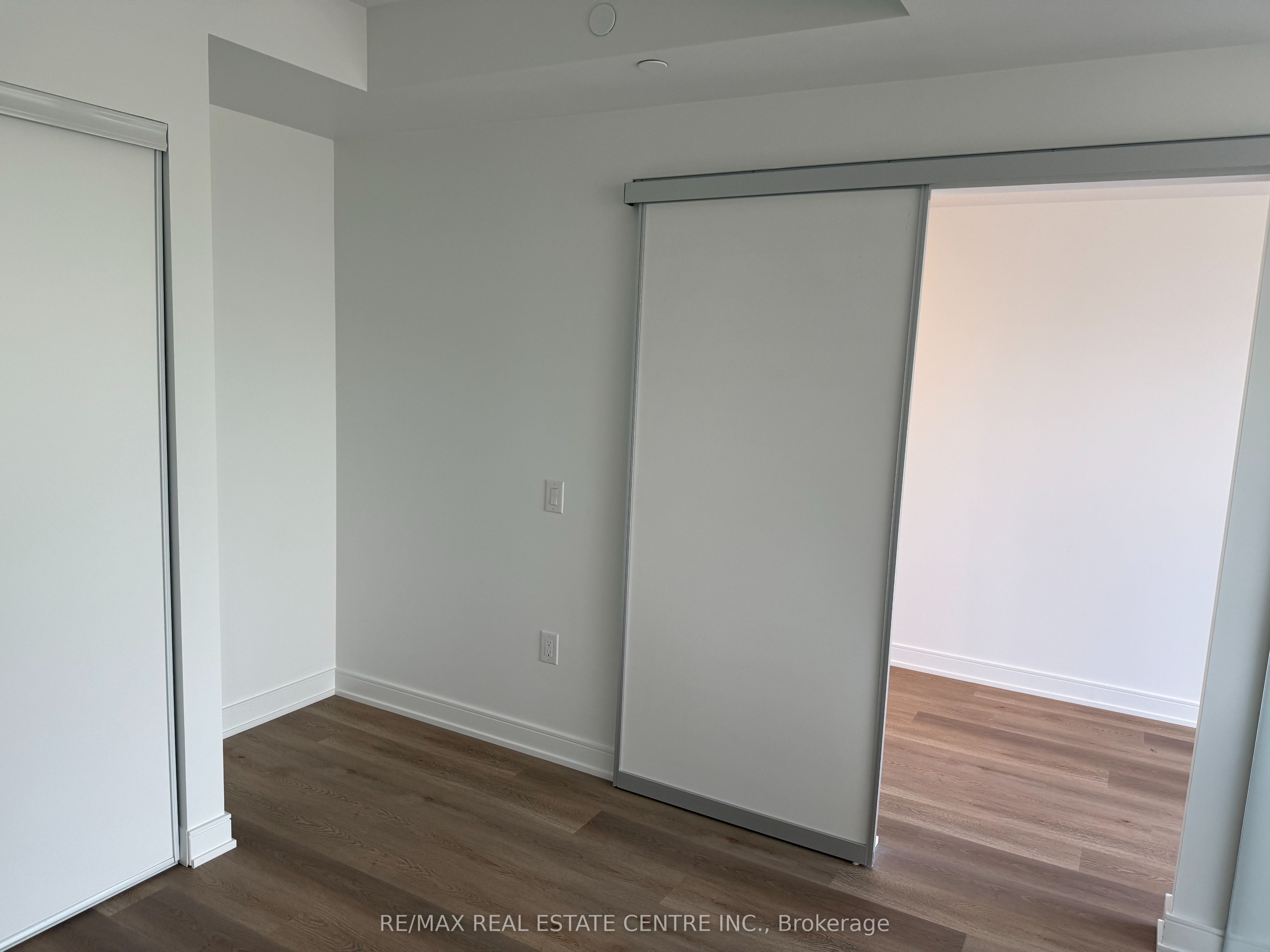 3009 Novar Road E 324, Mississauga, ON L5B 0K2