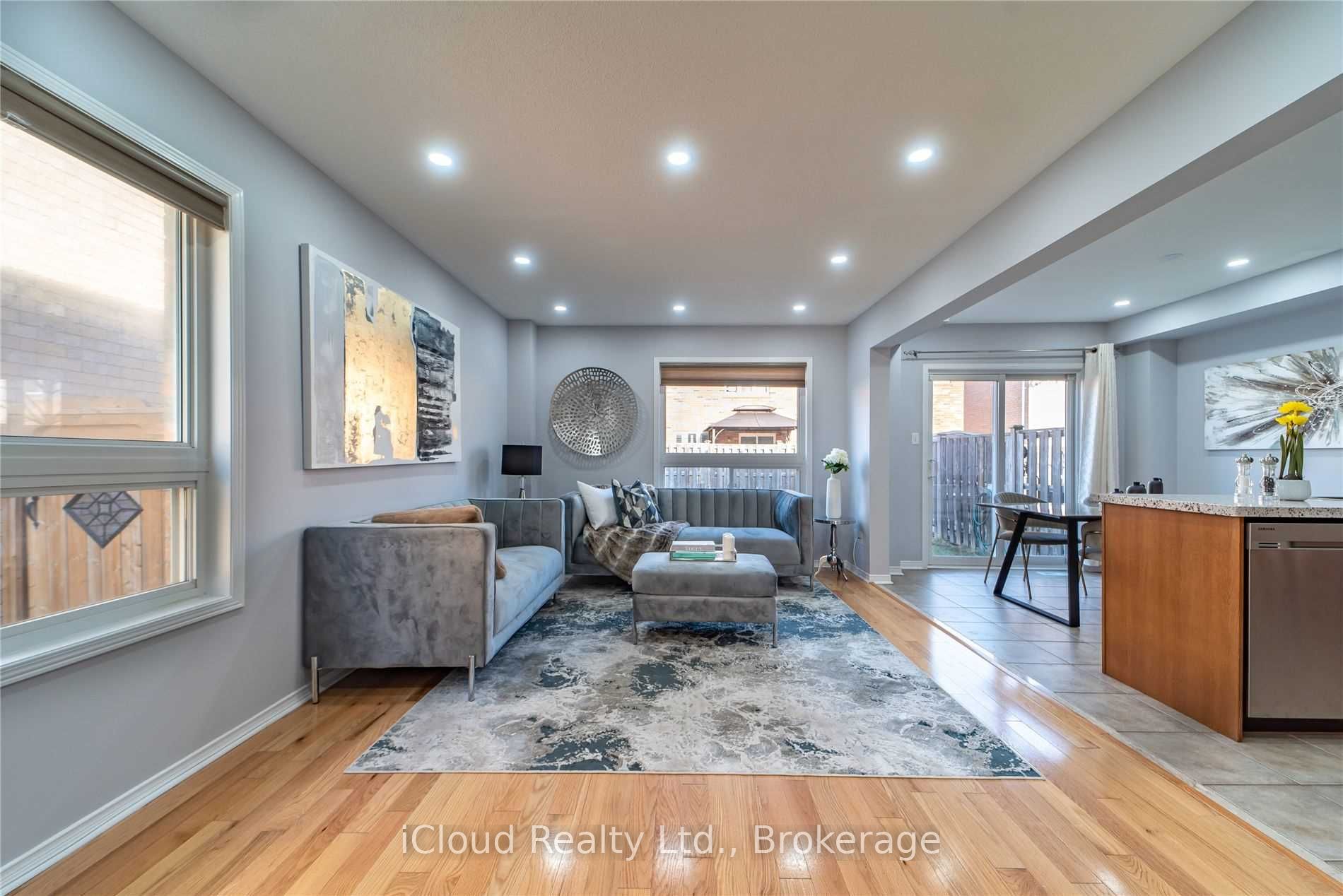 27 Hollingsworth Circle, Brampton, ON L7A 0J7 photo 5