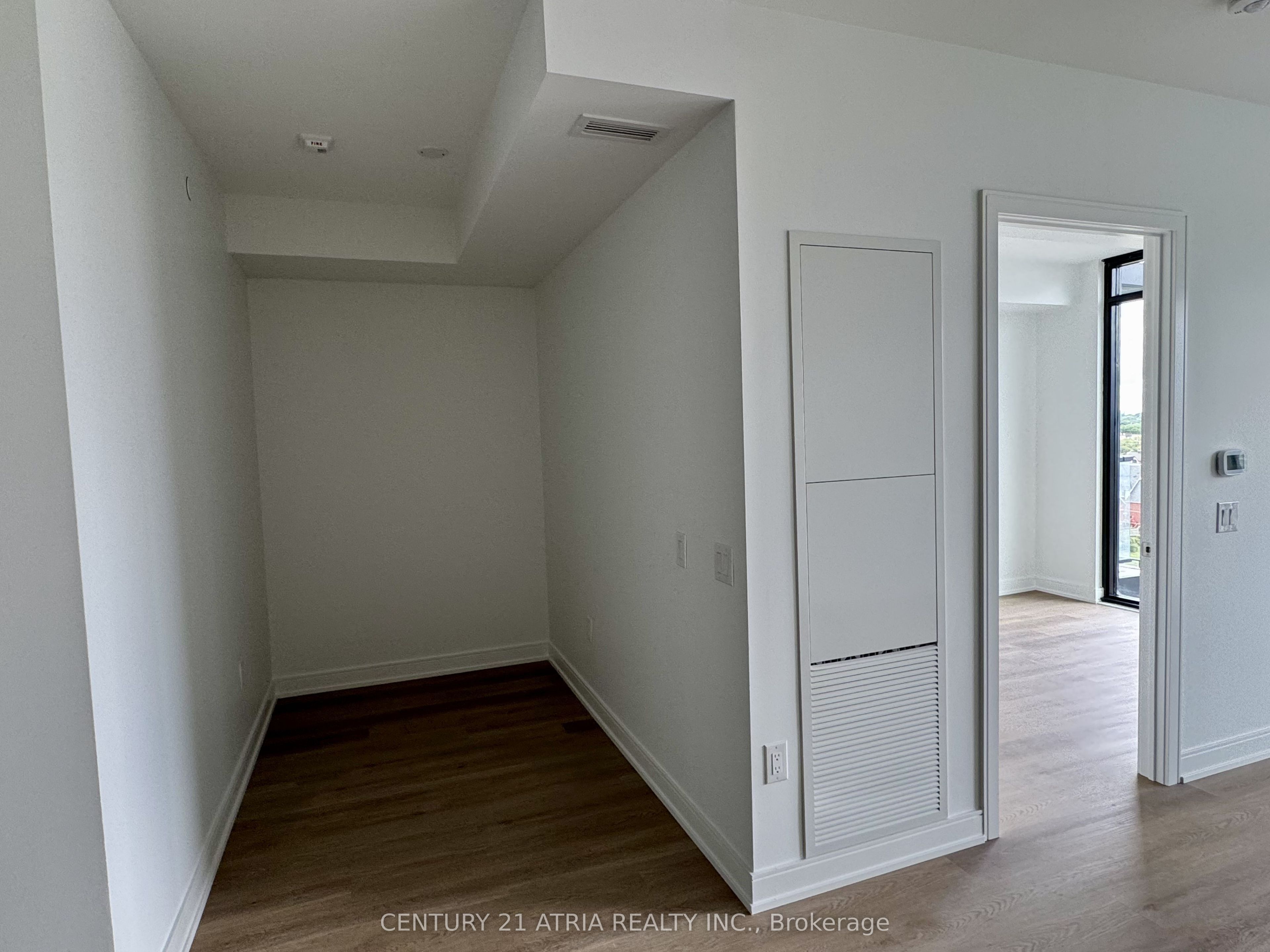 3009 Novar Road W 920, Mississauga, ON L5B 1H7 photo 5
