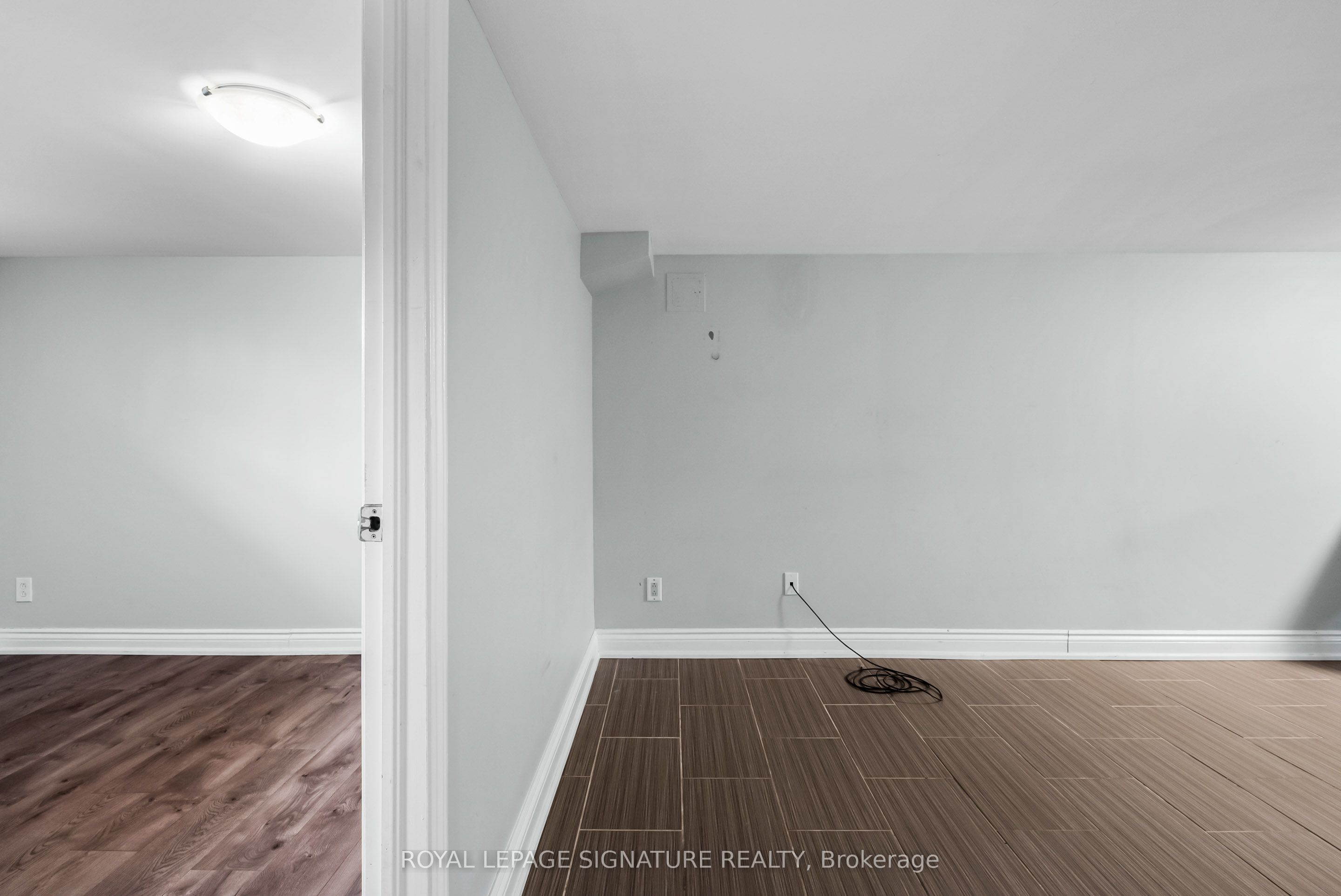 112 Foch Avenue Lower, Toronto, ON M8W 3Y1 photo 5