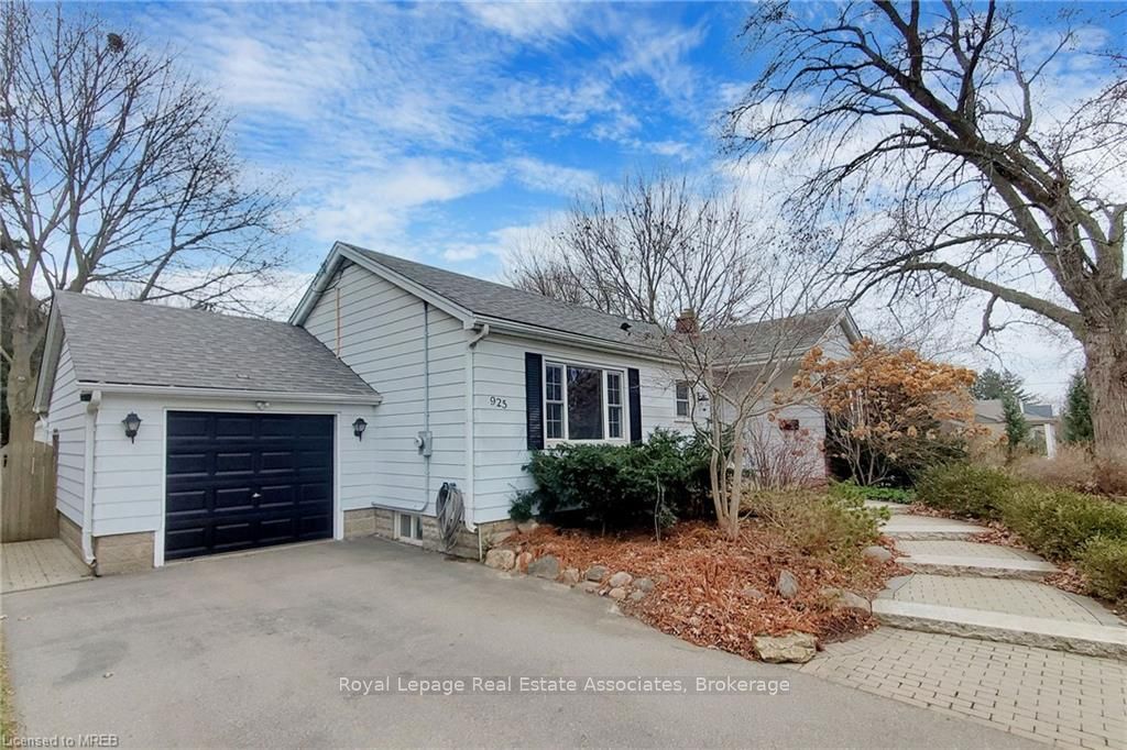 925 Kingsway Drive Basement, Burlington, ON K7T 3J1 photo 5