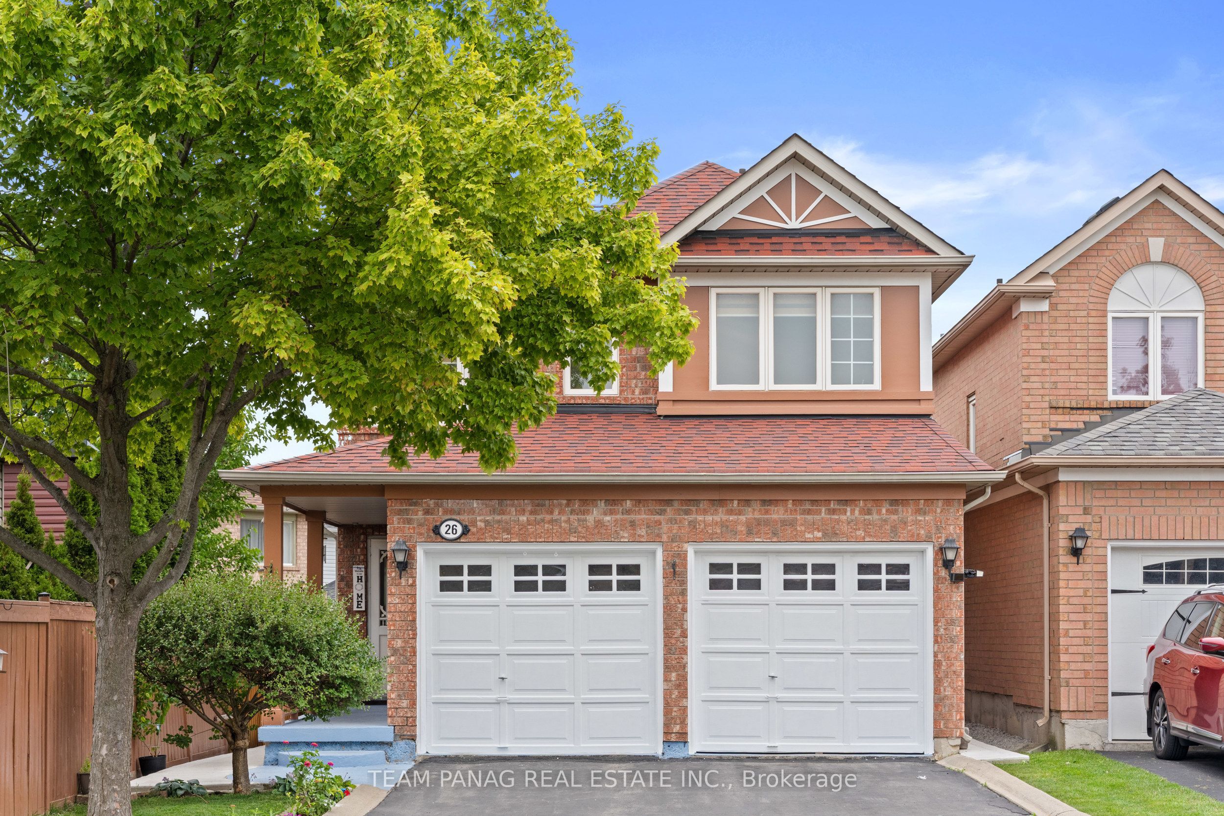 26 Narrow Valley Crescent, Brampton, ON L6R 2M6 photo 3