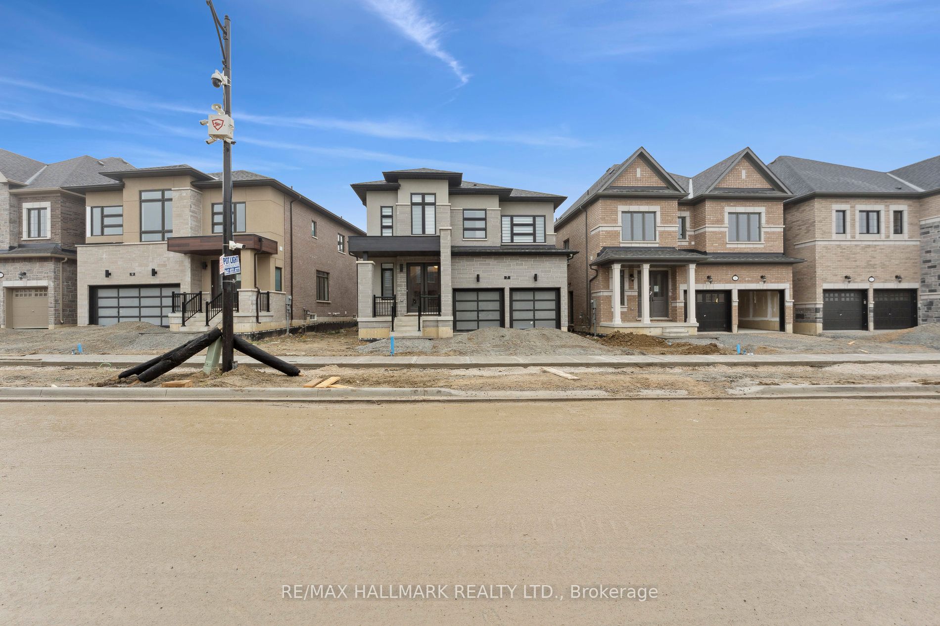 7 Kessler Drive, Caledon, ON L6R 0B8