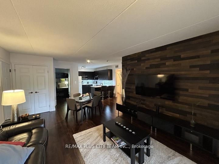 2030 Cleaver Avenue 220, Burlington, ON L7M 4C3