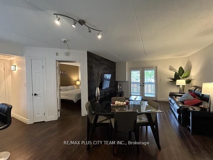 2030 Cleaver Avenue 220, Burlington, ON L7M 4C3 photo 4