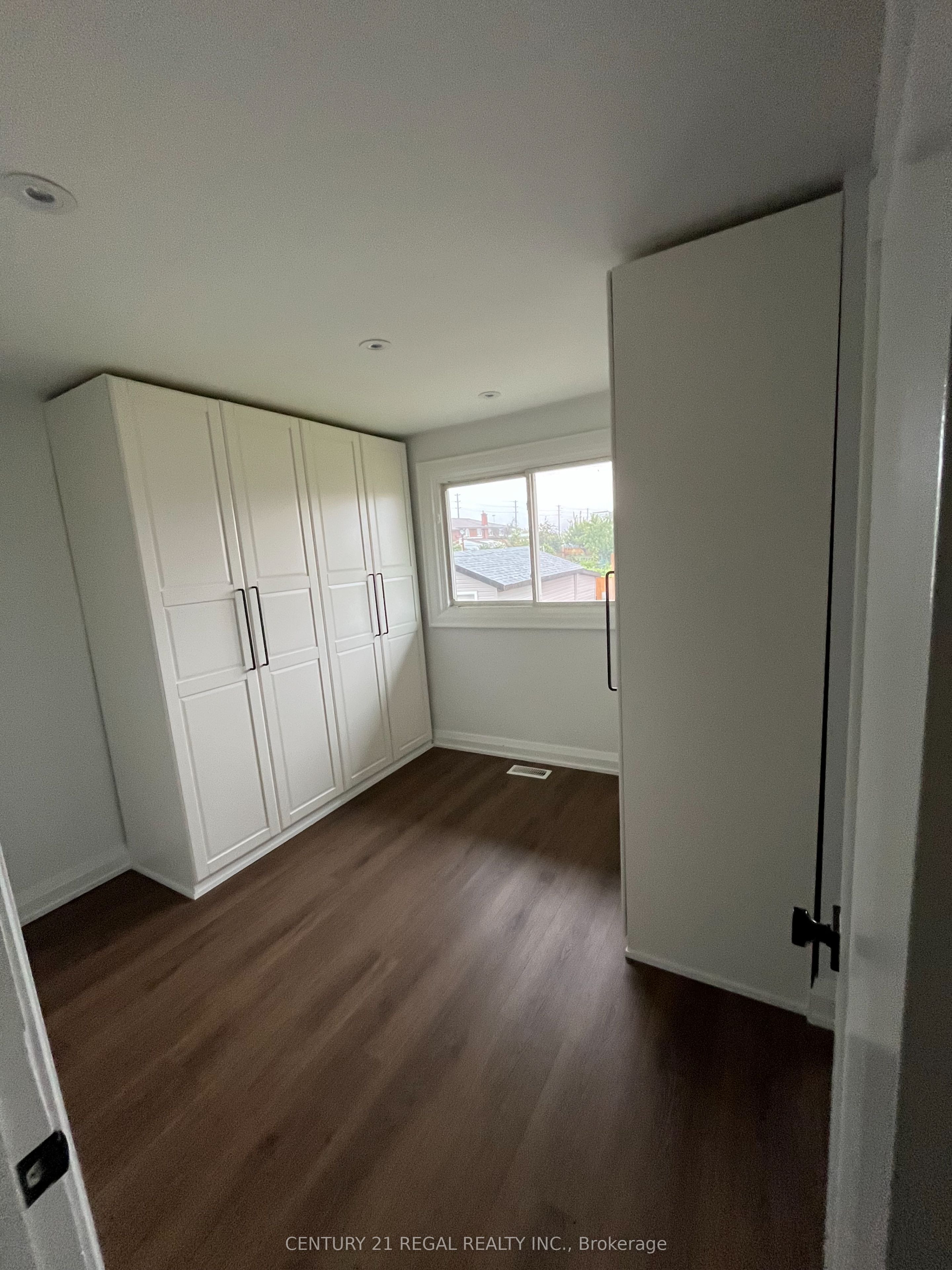 127 Bellman Avenue, Toronto, ON M8W 4A6 photo 5