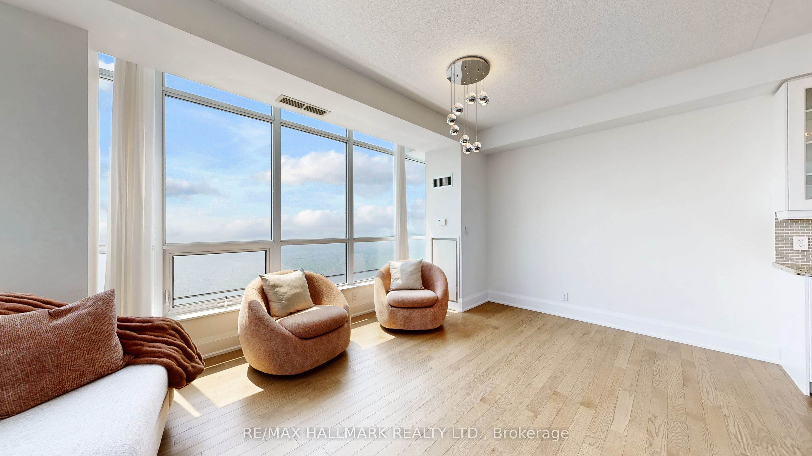 1910 Lake Shore Boulevard W 1607, Toronto, ON M6S 1A2 photo 4