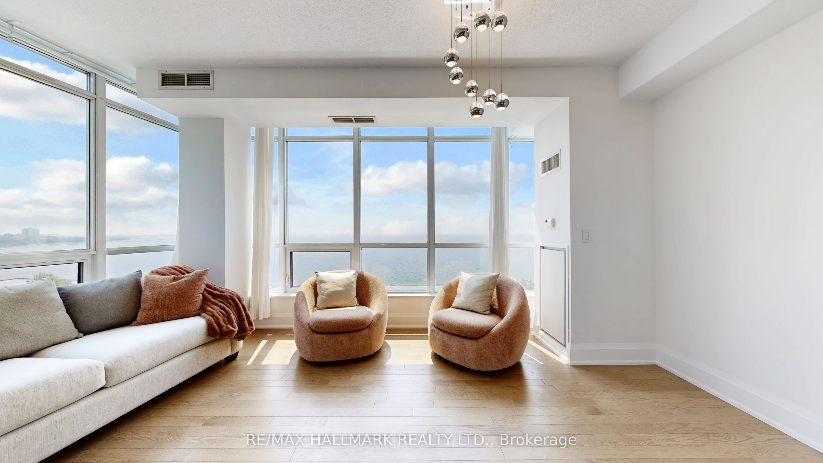 1910 Lake Shore Boulevard W 1607, Toronto, ON M6S 1A2 photo 5