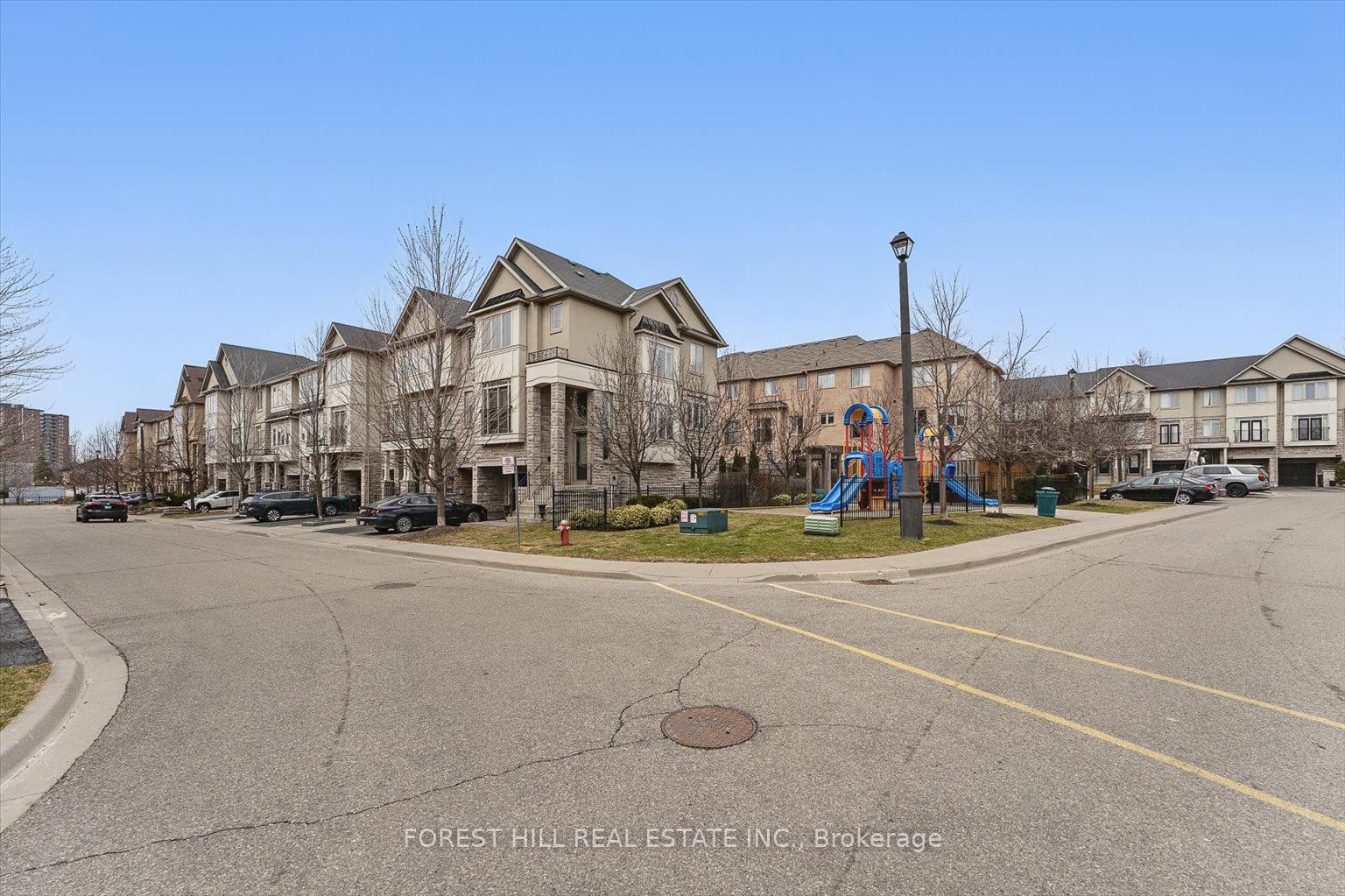 3038 Haines Road 9, Mississauga, ON L4Y 0C8 photo 2