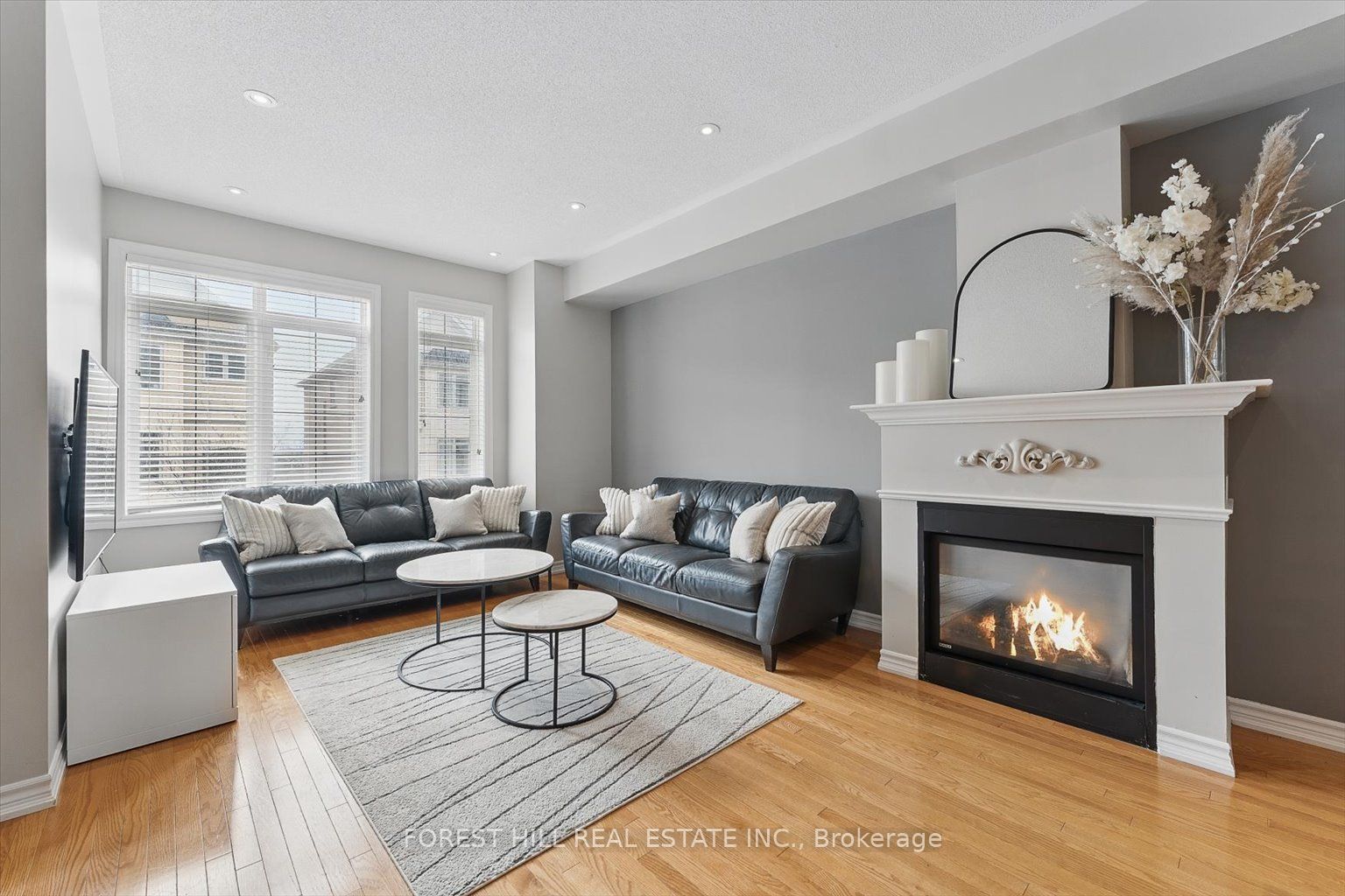3038 Haines Road 9, Mississauga, ON L4Y 0C8 photo 5