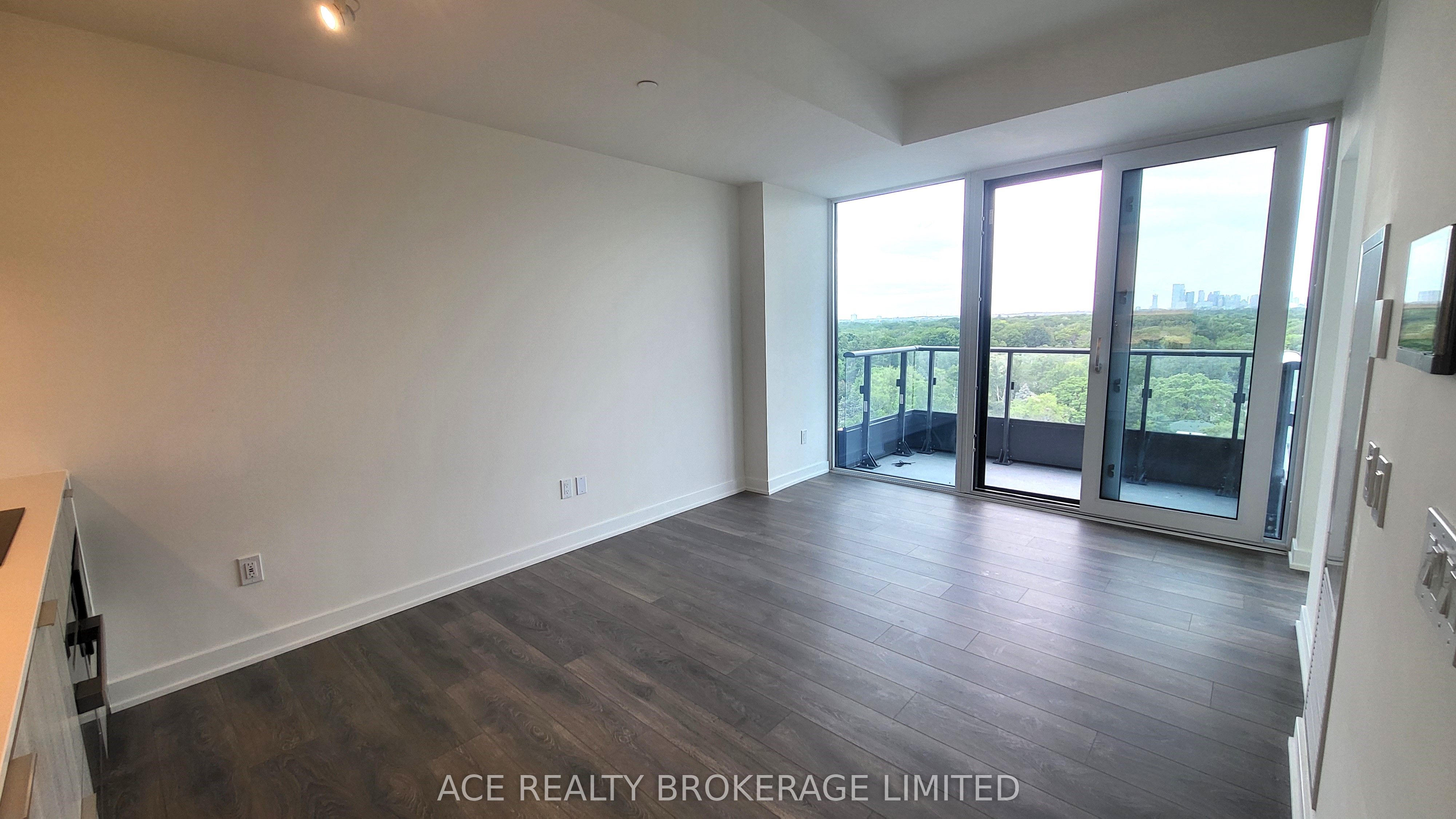 28 Ann Street 1116, Mississauga, ON L5G 3G1 photo 3