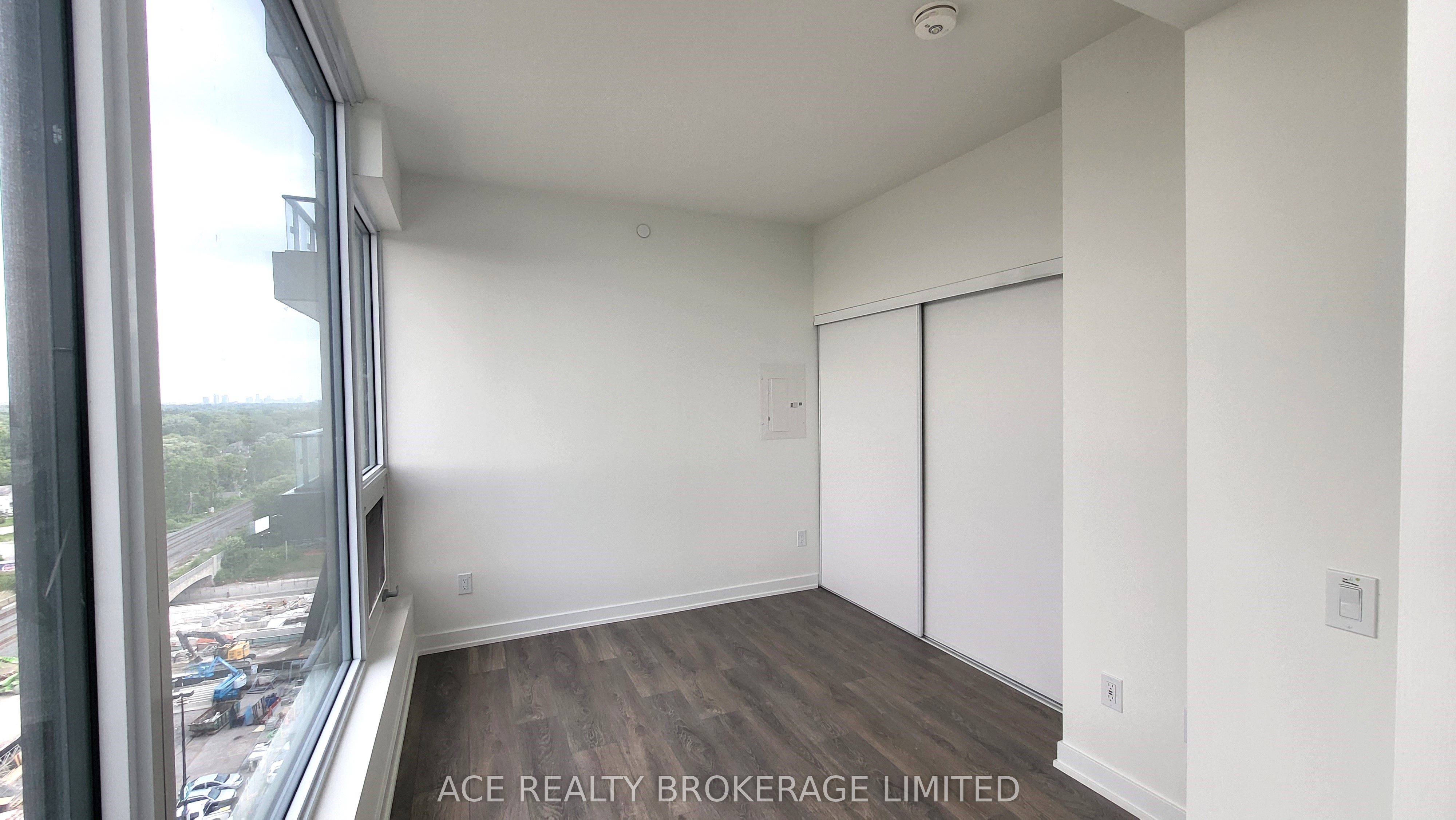 28 Ann Street 1116, Mississauga, ON L5G 3G1 photo 5