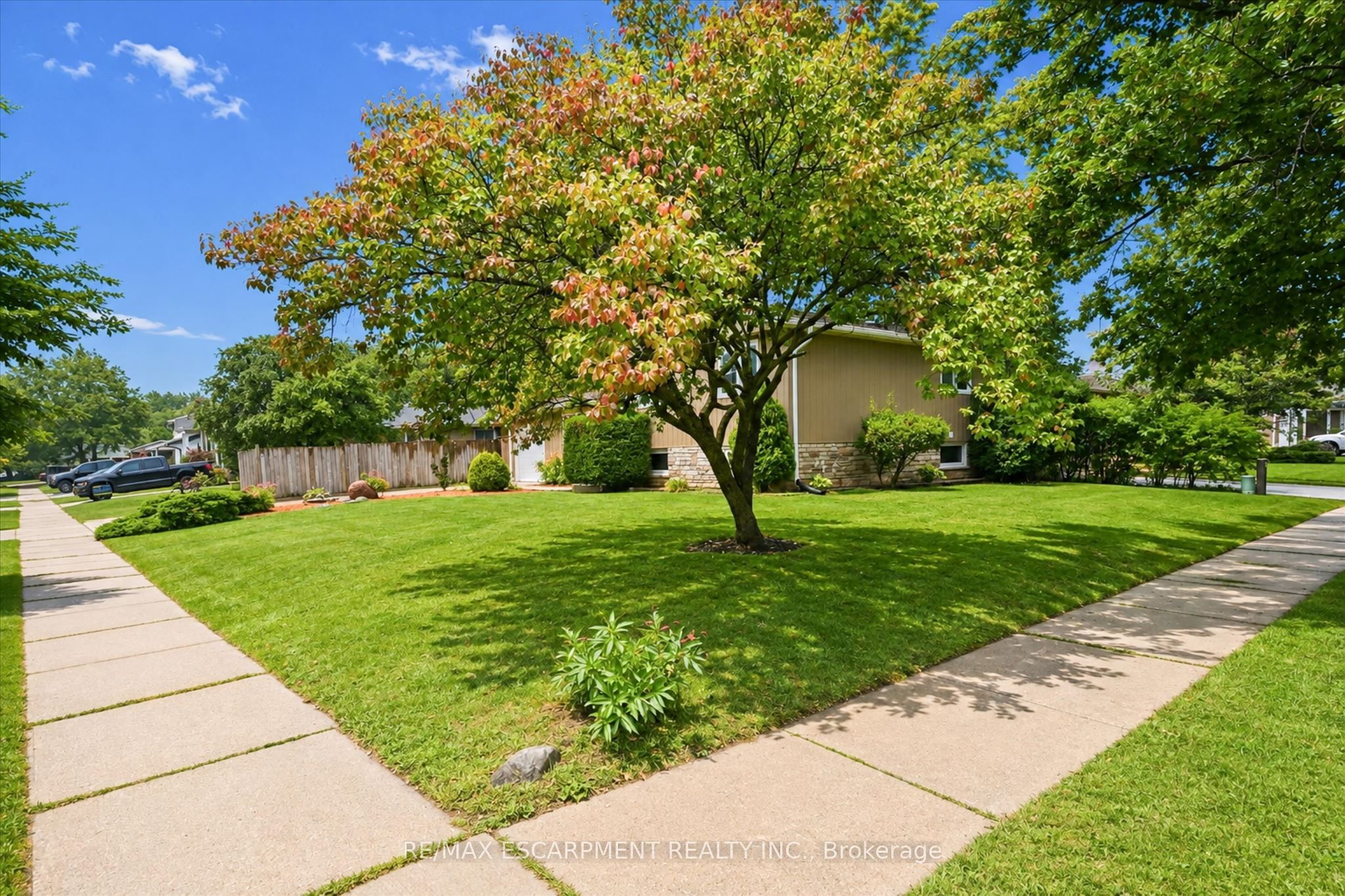 1280 ALDRIDGE Crescent, Burlington, ON L7M 1H9 photo 3